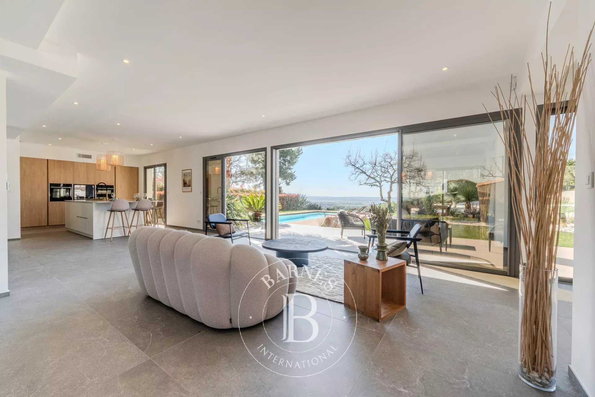 Aix-en-Provence  - House 4 Bedrooms