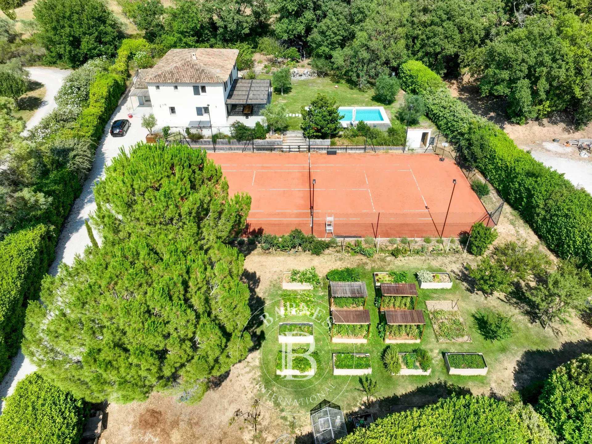 Aix-en-Provence  - House 5 Bedrooms