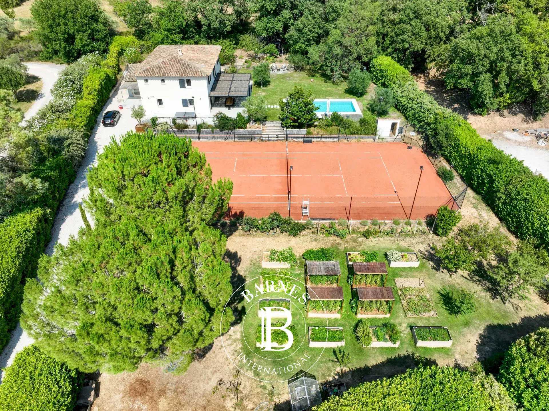 Aix-en-Provence  - House 5 Bedrooms