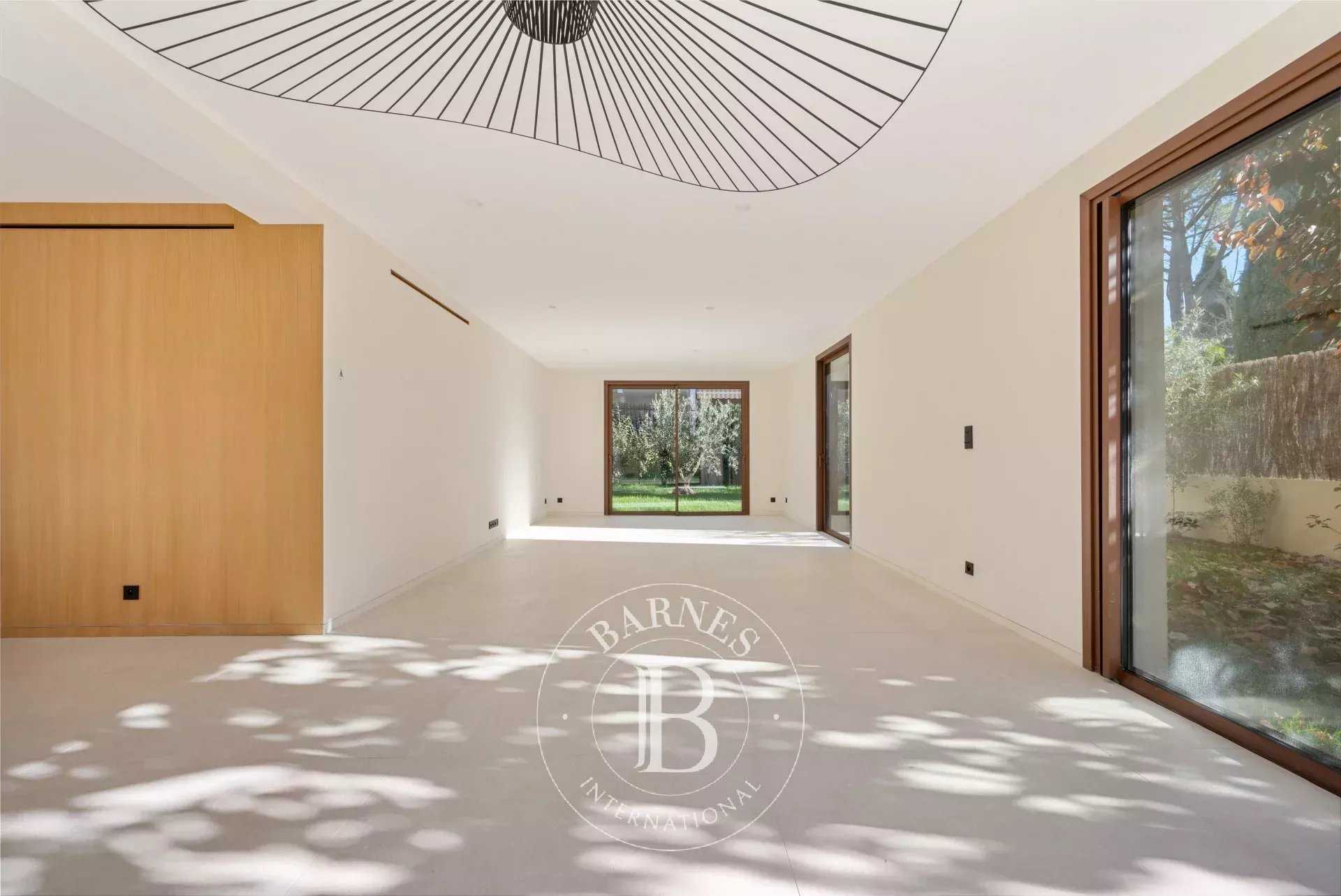 Aix-en-Provence  - House 5 Bedrooms