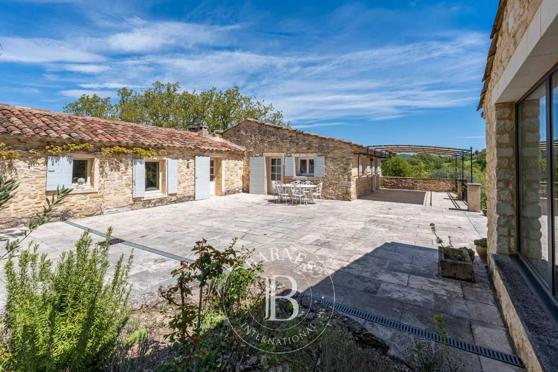 Céreste-en-Luberon  - Mas 7 Pi&egrave;ces 5 Chambres