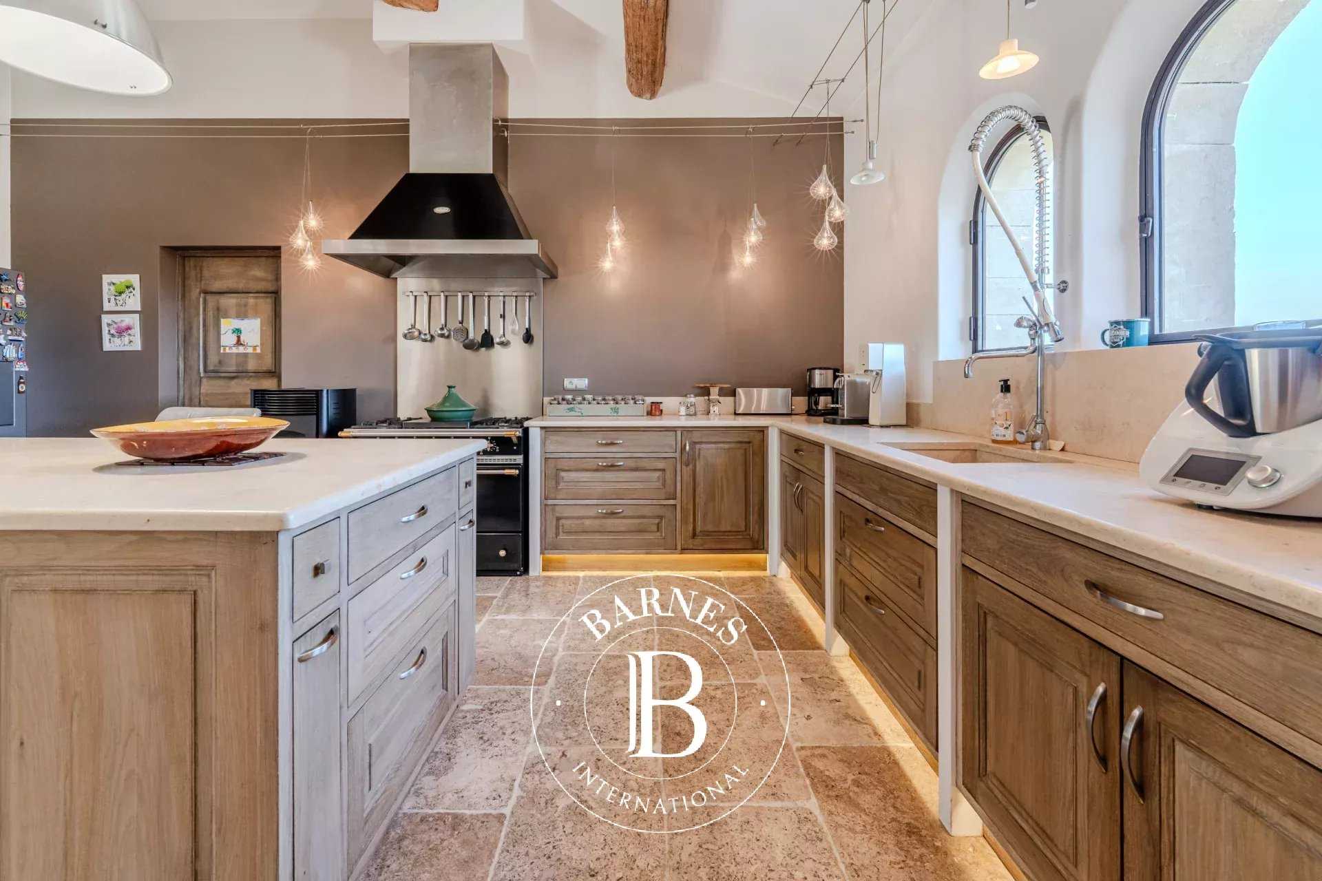 Aix-en-Provence  - Bastide 5 Bedrooms