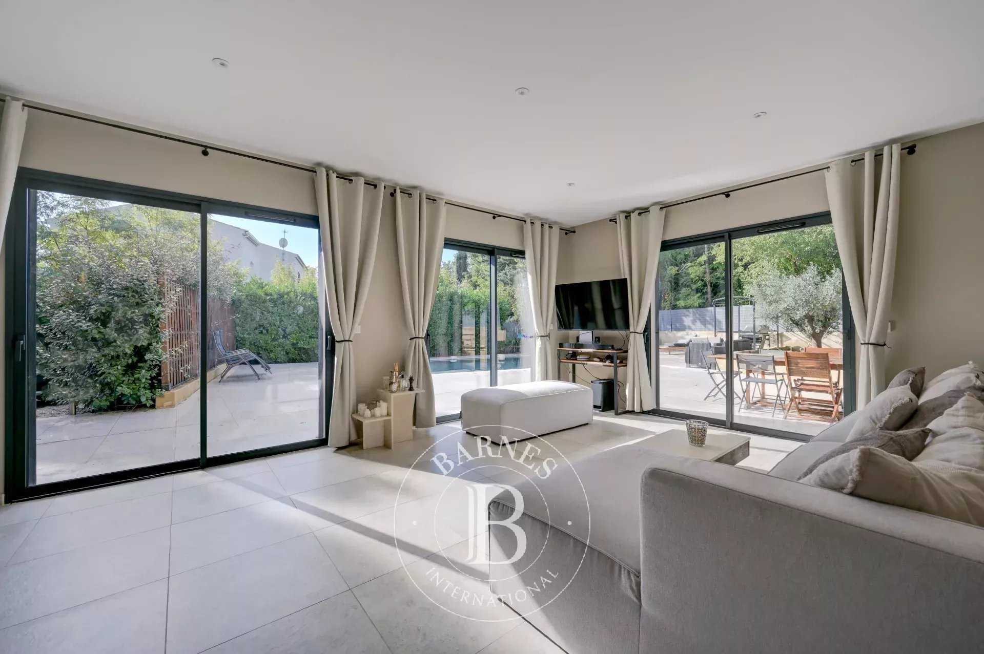 Aix-en-Provence  - House 4 Bedrooms