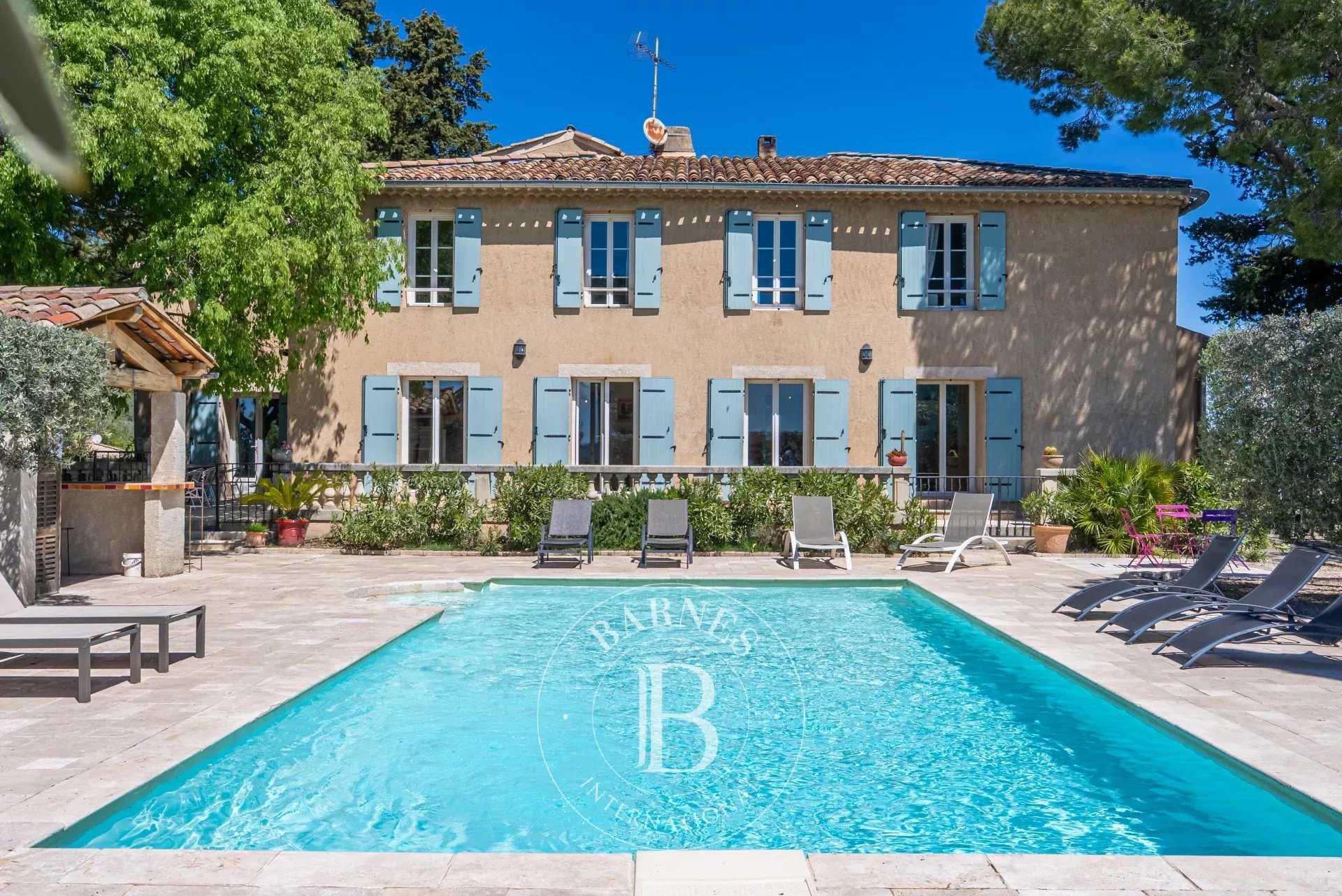 Manosque  - Maison 10 Pièces