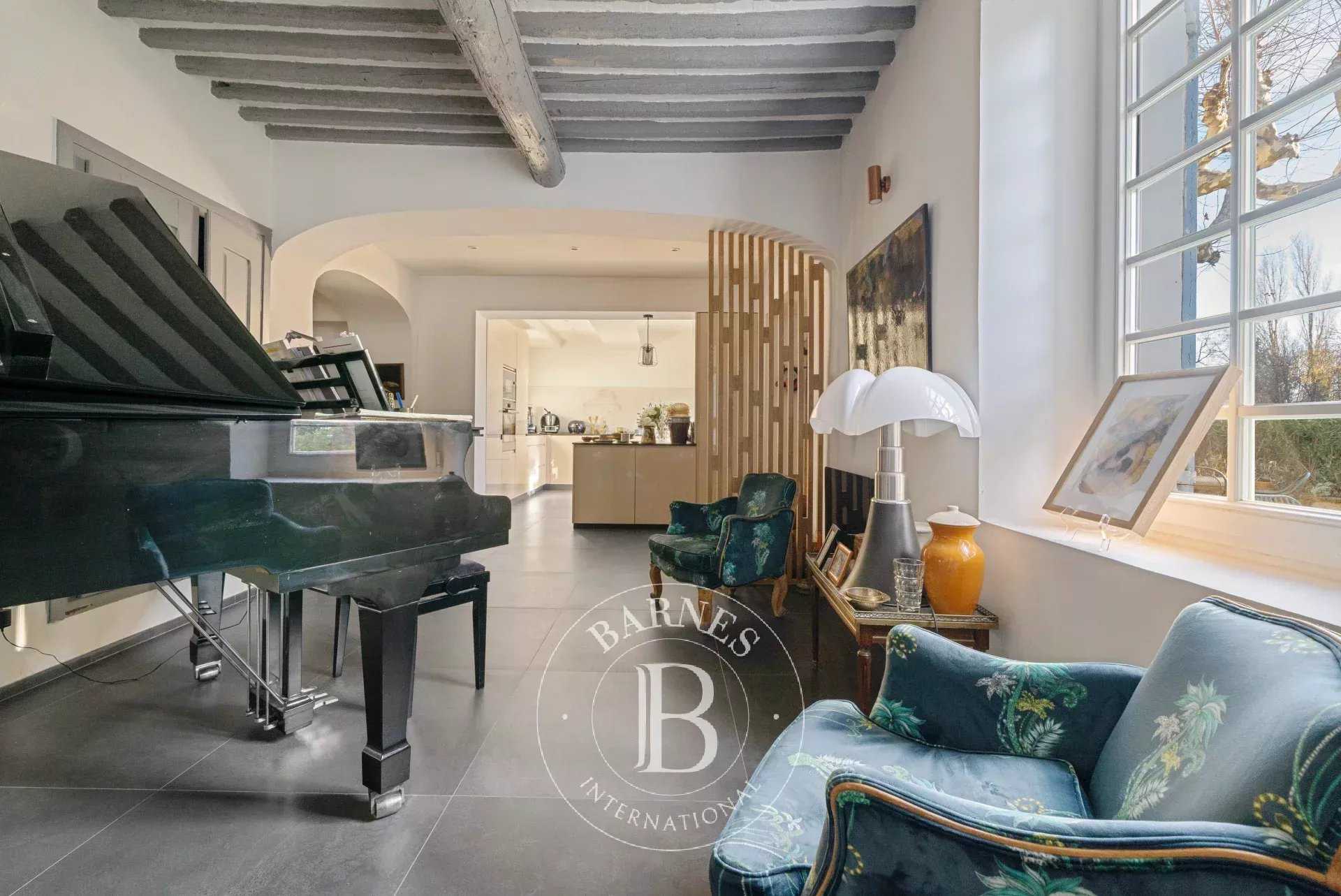 Aix-en-Provence  - House 8 Bedrooms