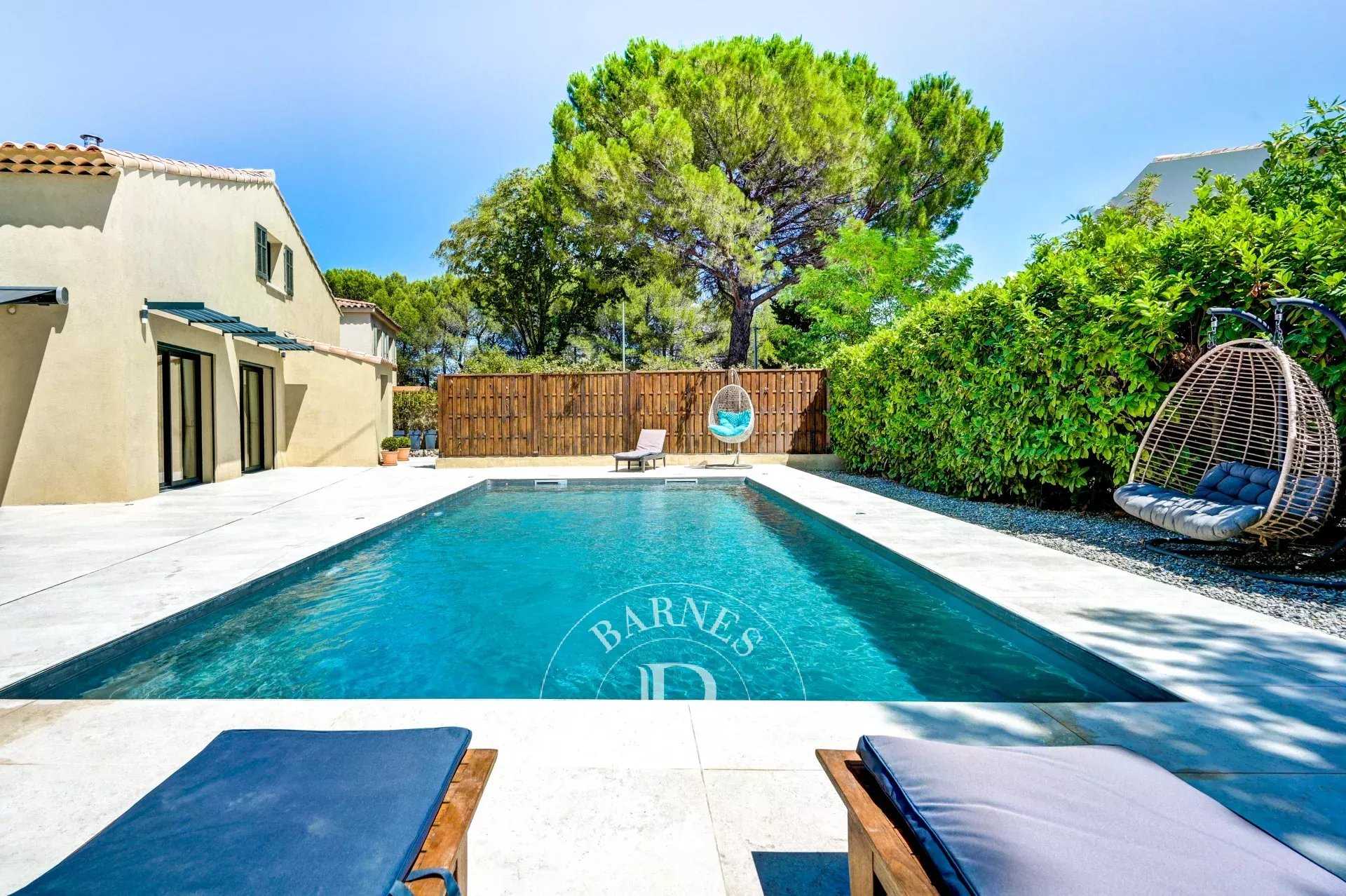 Aix-en-Provence  - House 4 Bedrooms
