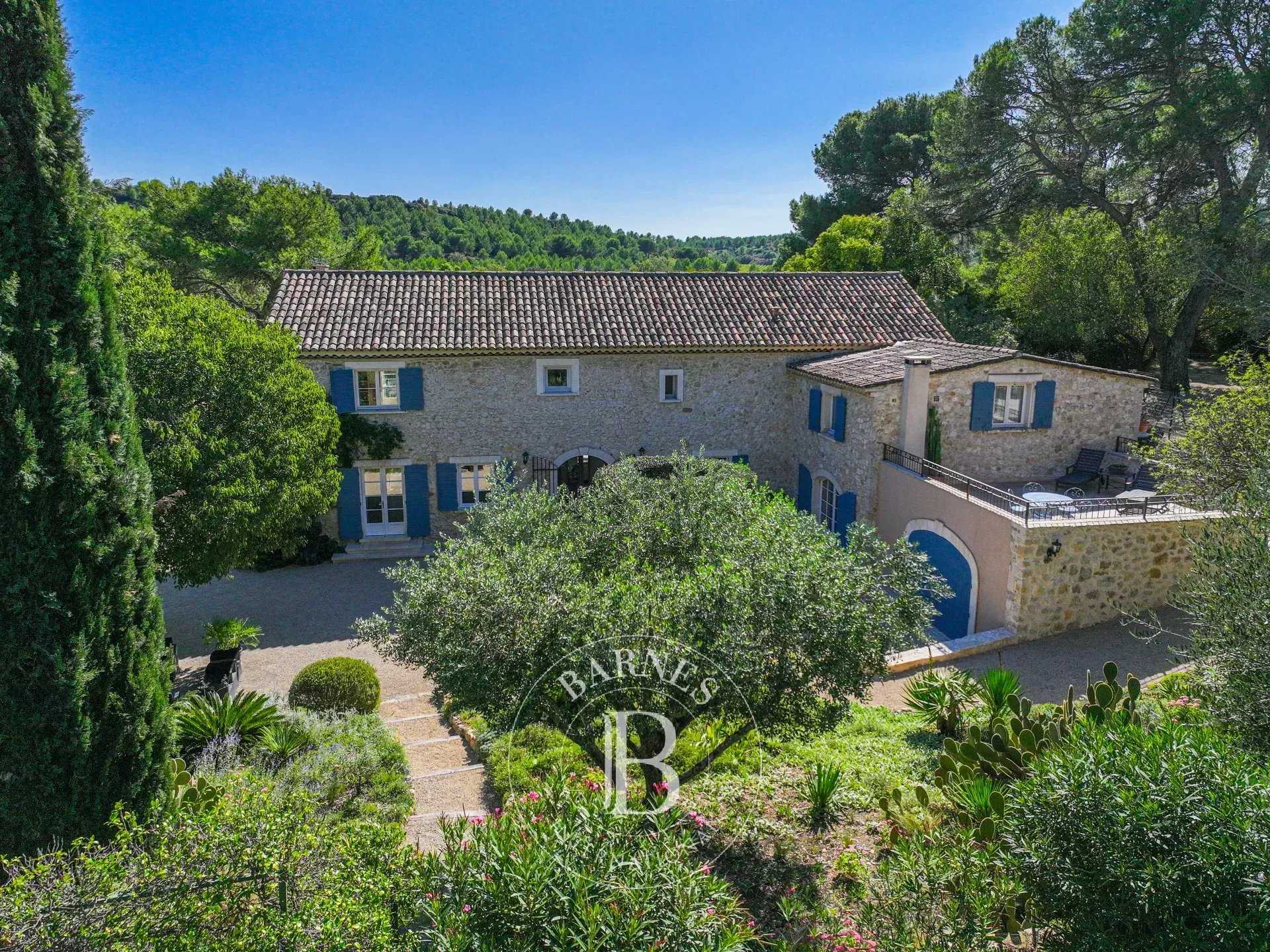 Aix-en-Provence  - House 6 Bedrooms