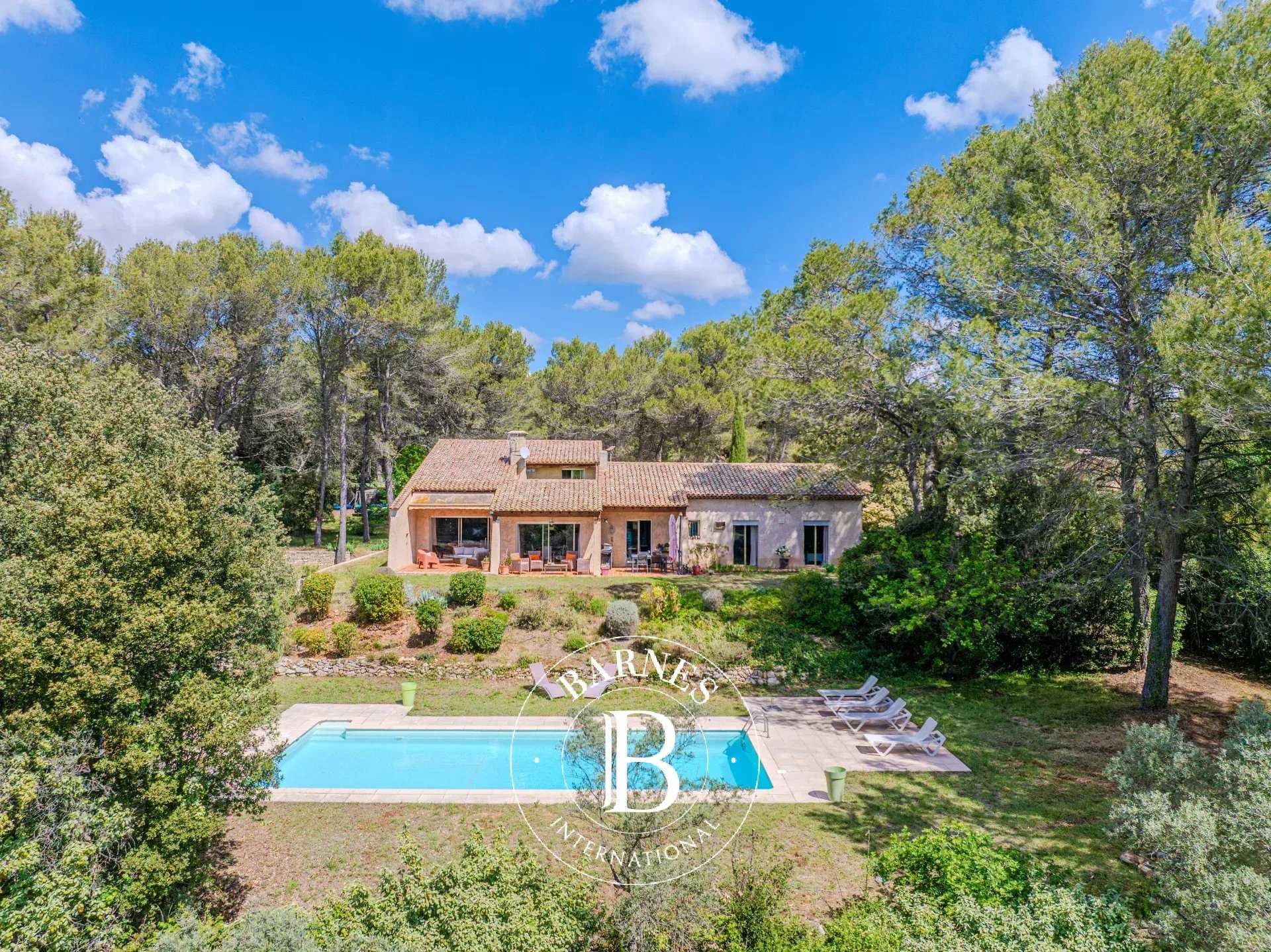 Lambesc  - House 4 Bedrooms