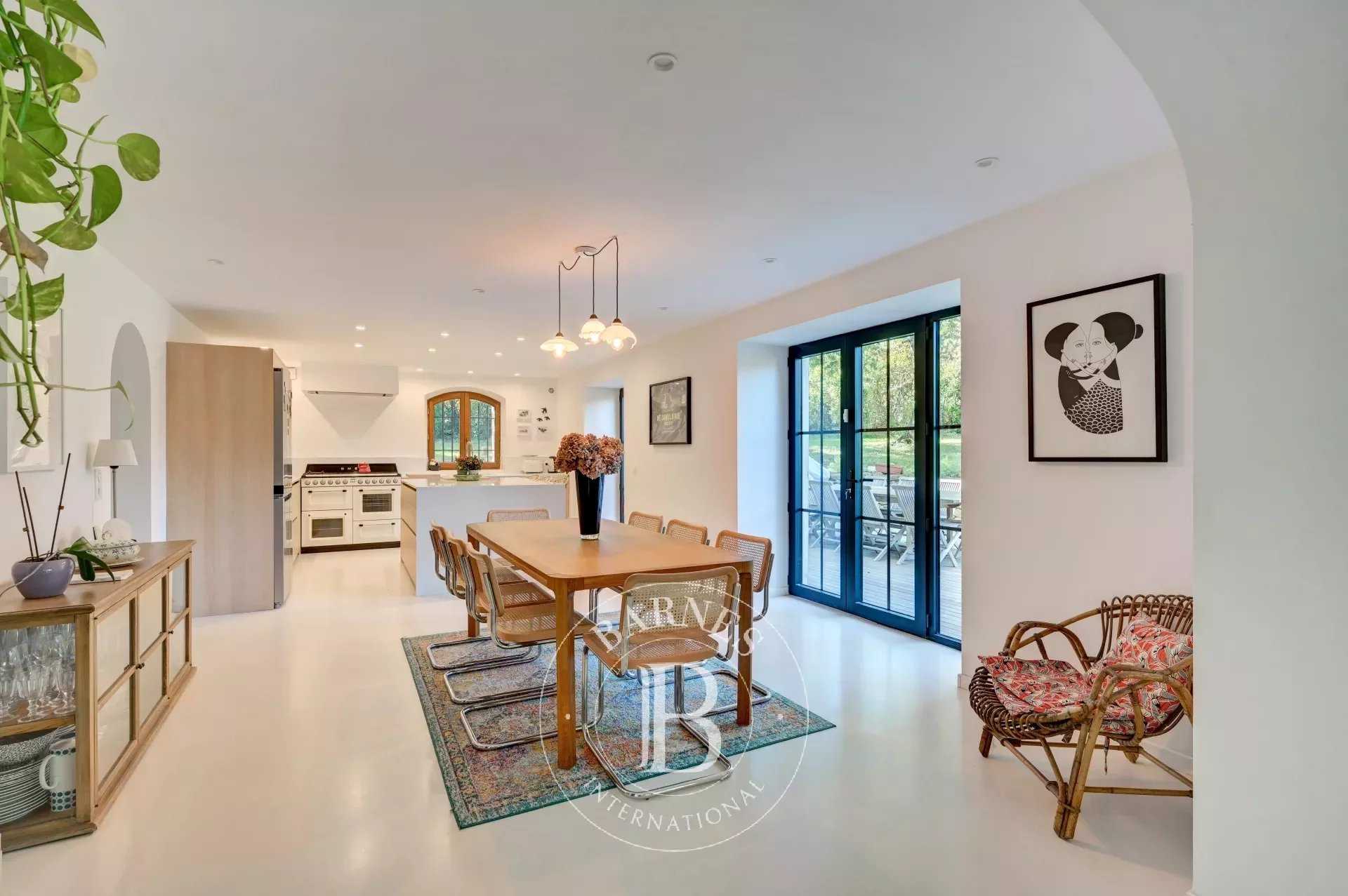 Aix-en-Provence  - House 5 Bedrooms