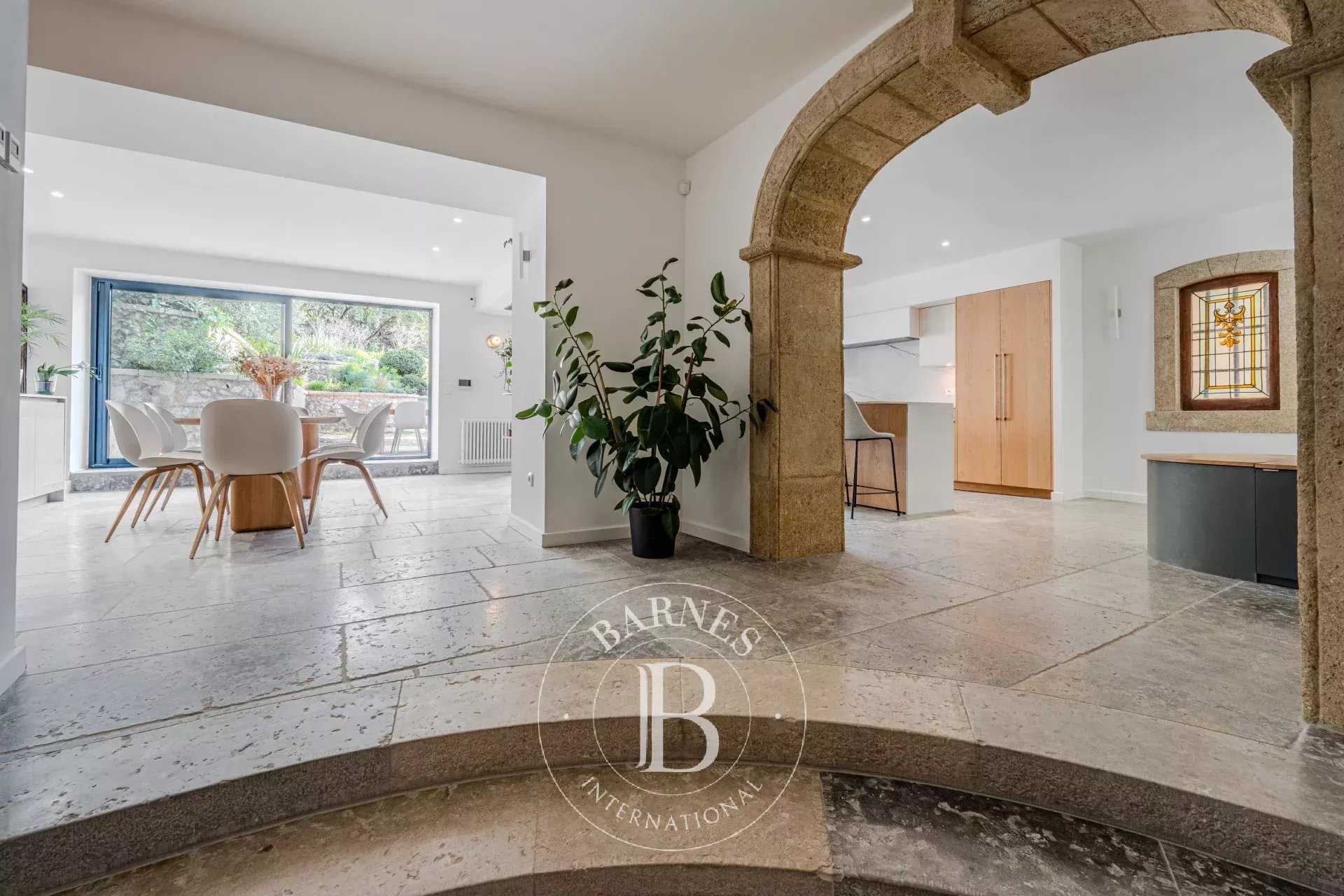 Aix-en-Provence  - House 7 Bedrooms
