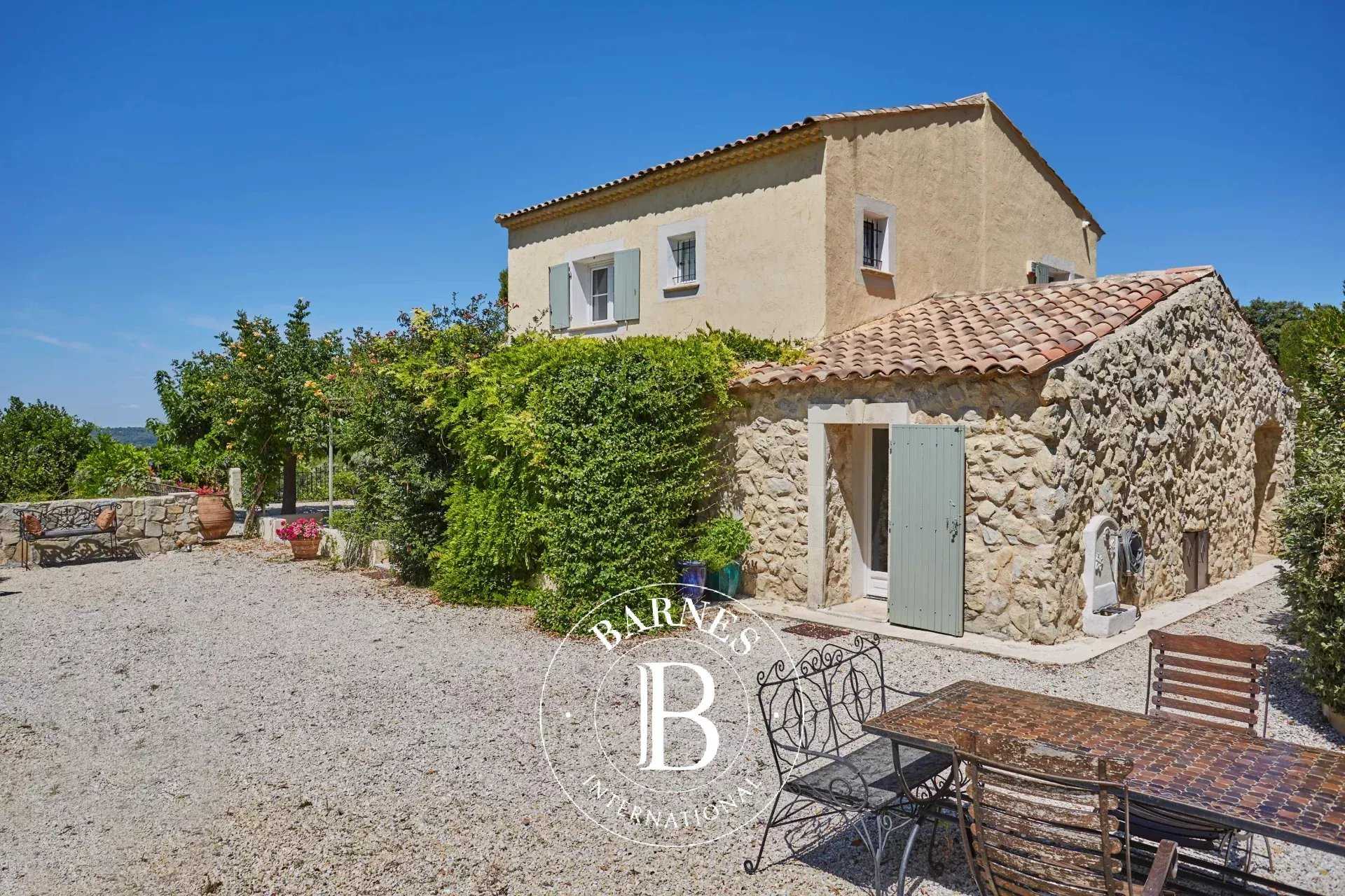 Aix-en-Provence  - Property 6 Bedrooms
