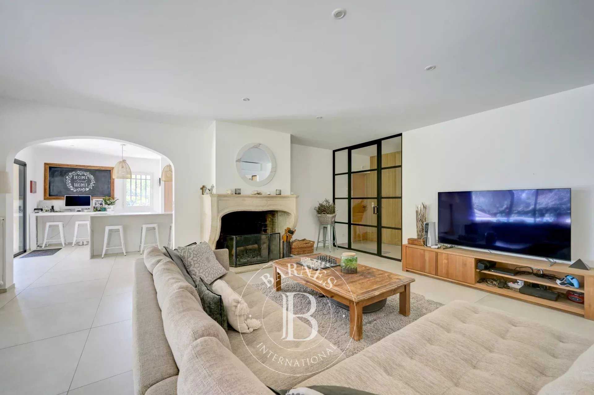Aix-en-Provence  - House 5 Bedrooms