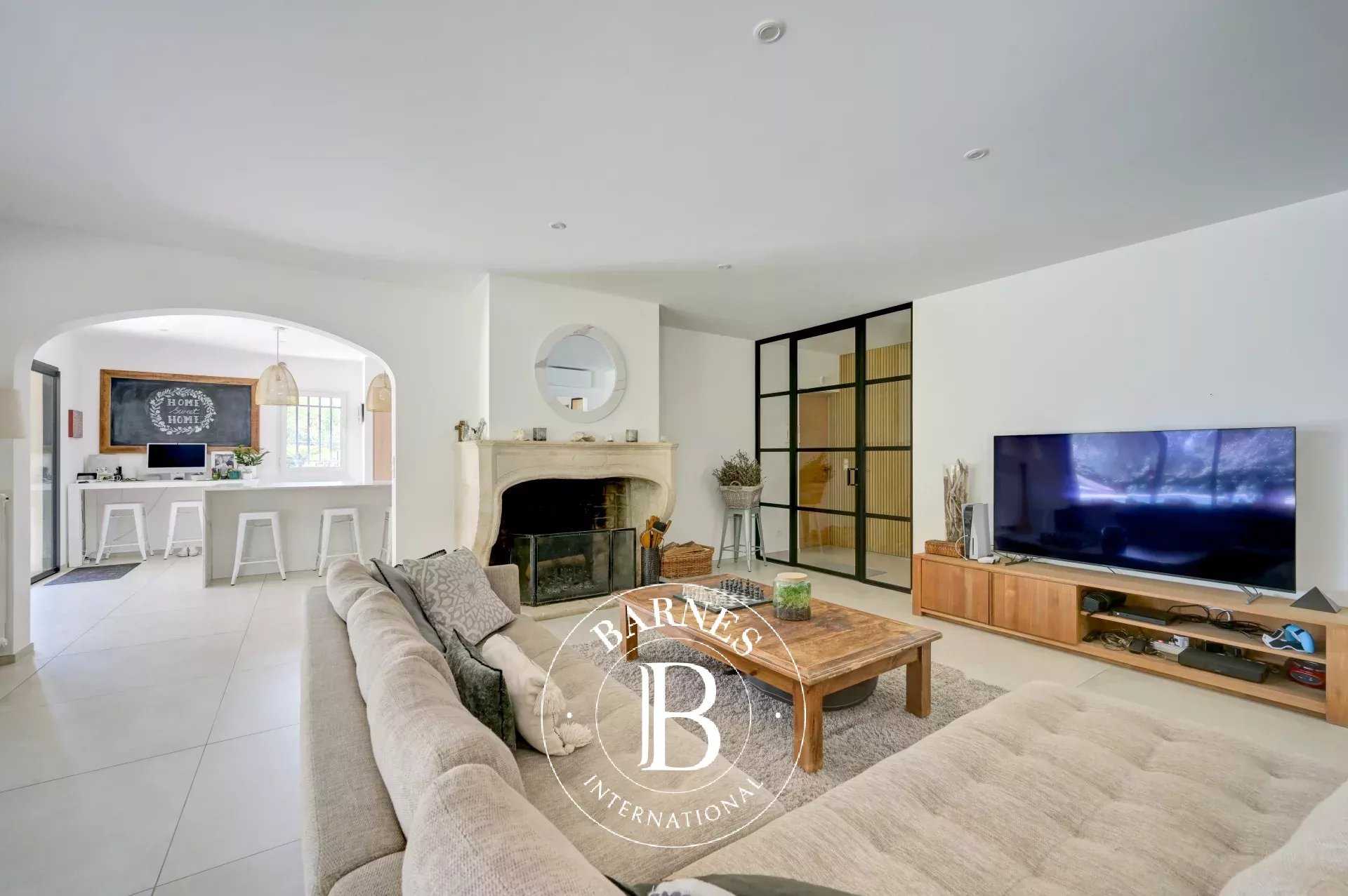 Aix-en-Provence  - House 5 Bedrooms