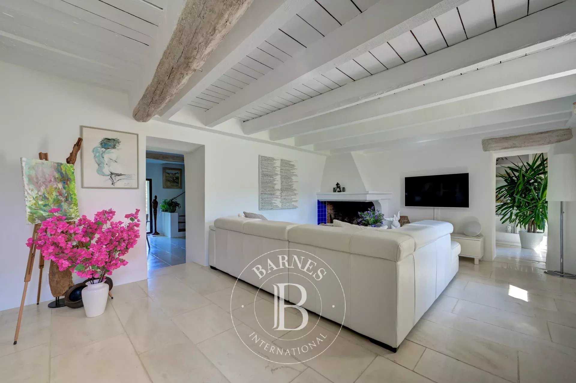 Trets  - House 4 Bedrooms