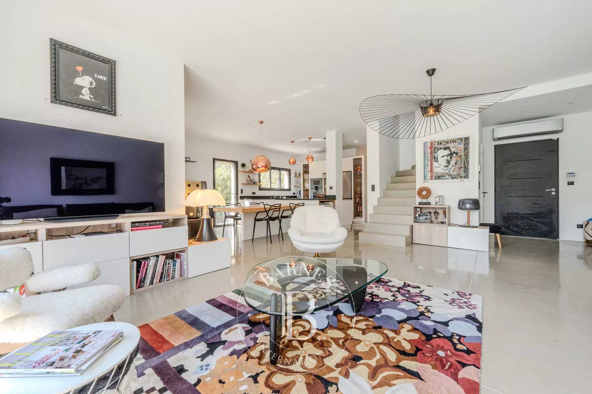 Aix-en-Provence  - House 4 Bedrooms