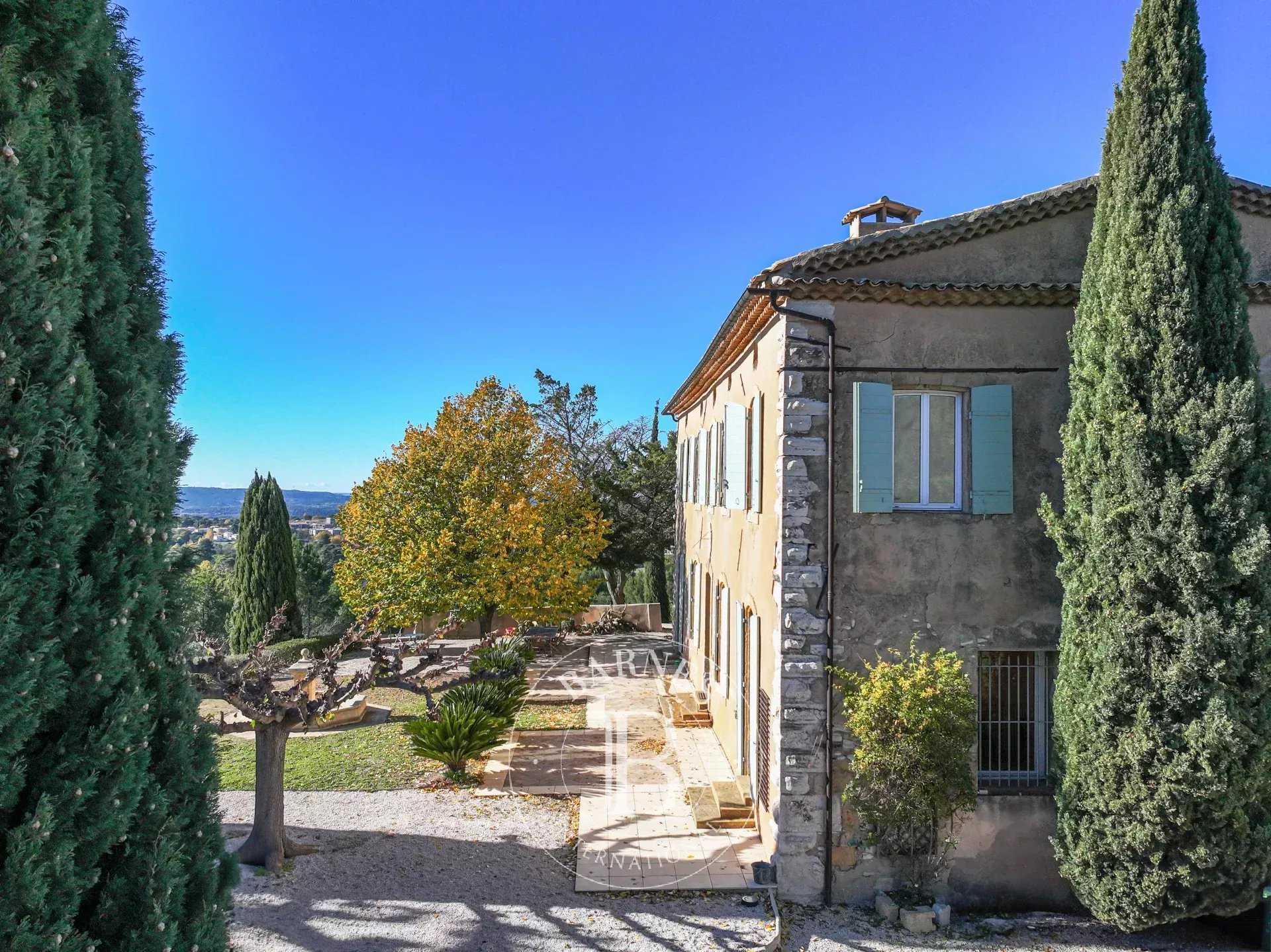 Aix-en-Provence  - Bastide 10 Bedrooms