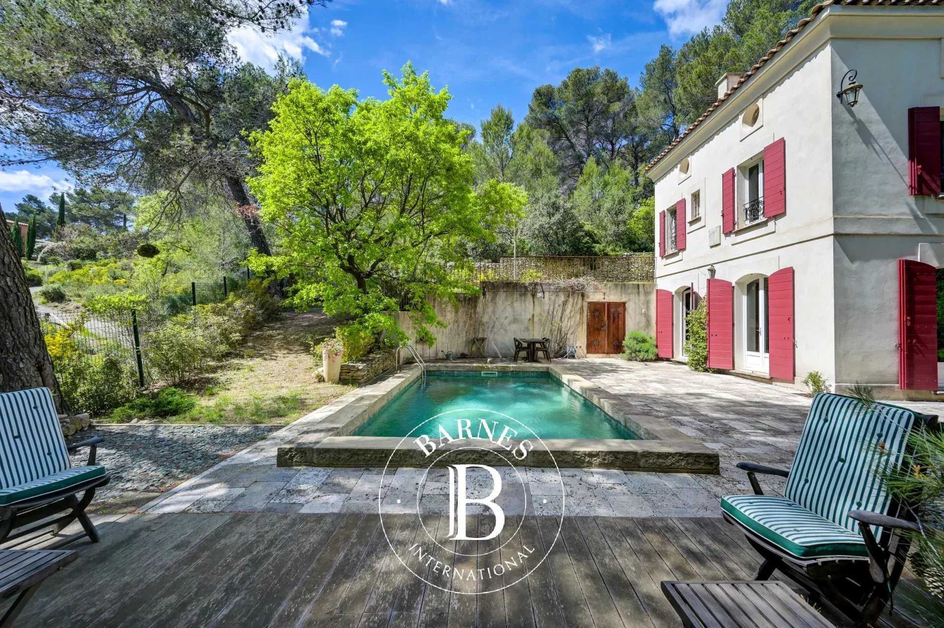 Aix-en-Provence  - Maison 7 Pi&egrave;ces 4 Chambres
