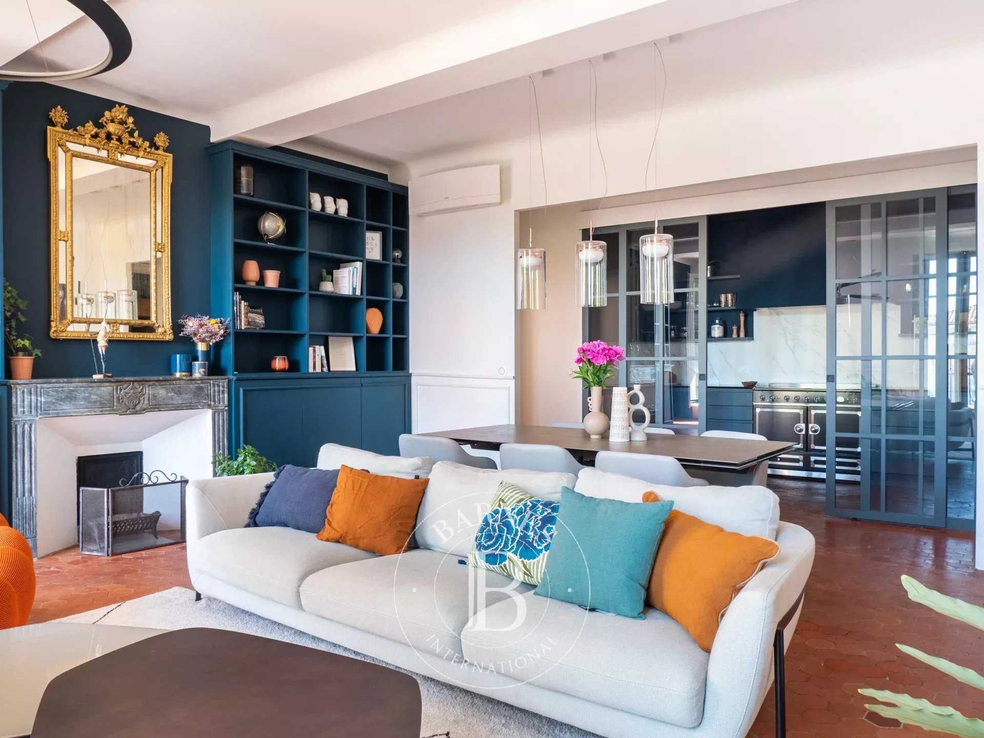 Aix-en-Provence  - Appartement 5 Pi&egrave;ces 3 Chambres