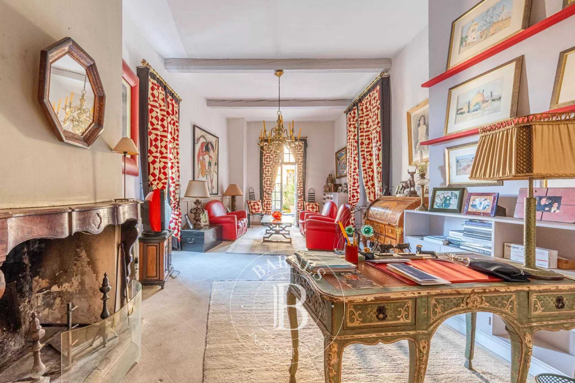 Aix-en-Provence  - Mansion 9 Bedrooms