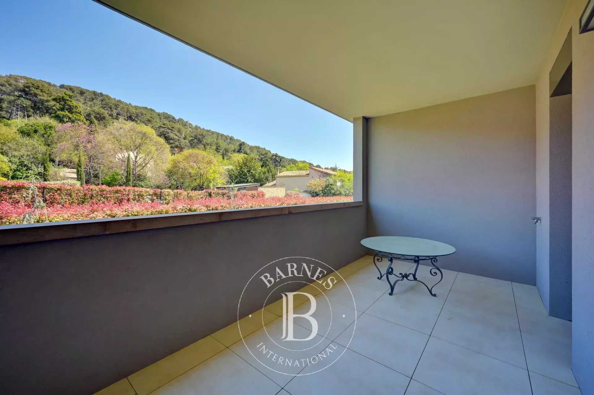 Aix-en-Provence  - Appartement 3 Pièces 2 Chambres