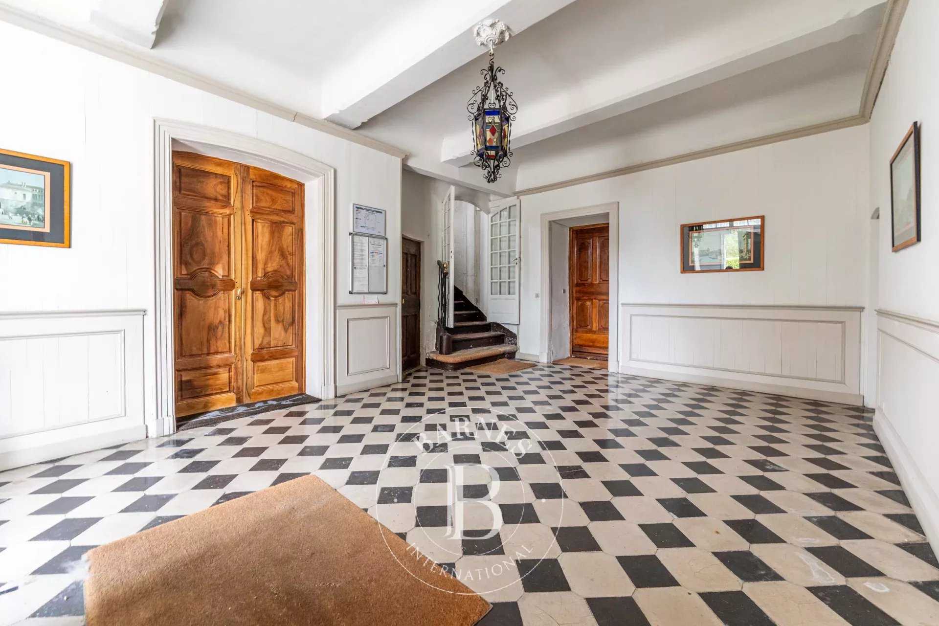 Aix-en-Provence  - Apartment 3 Bedrooms