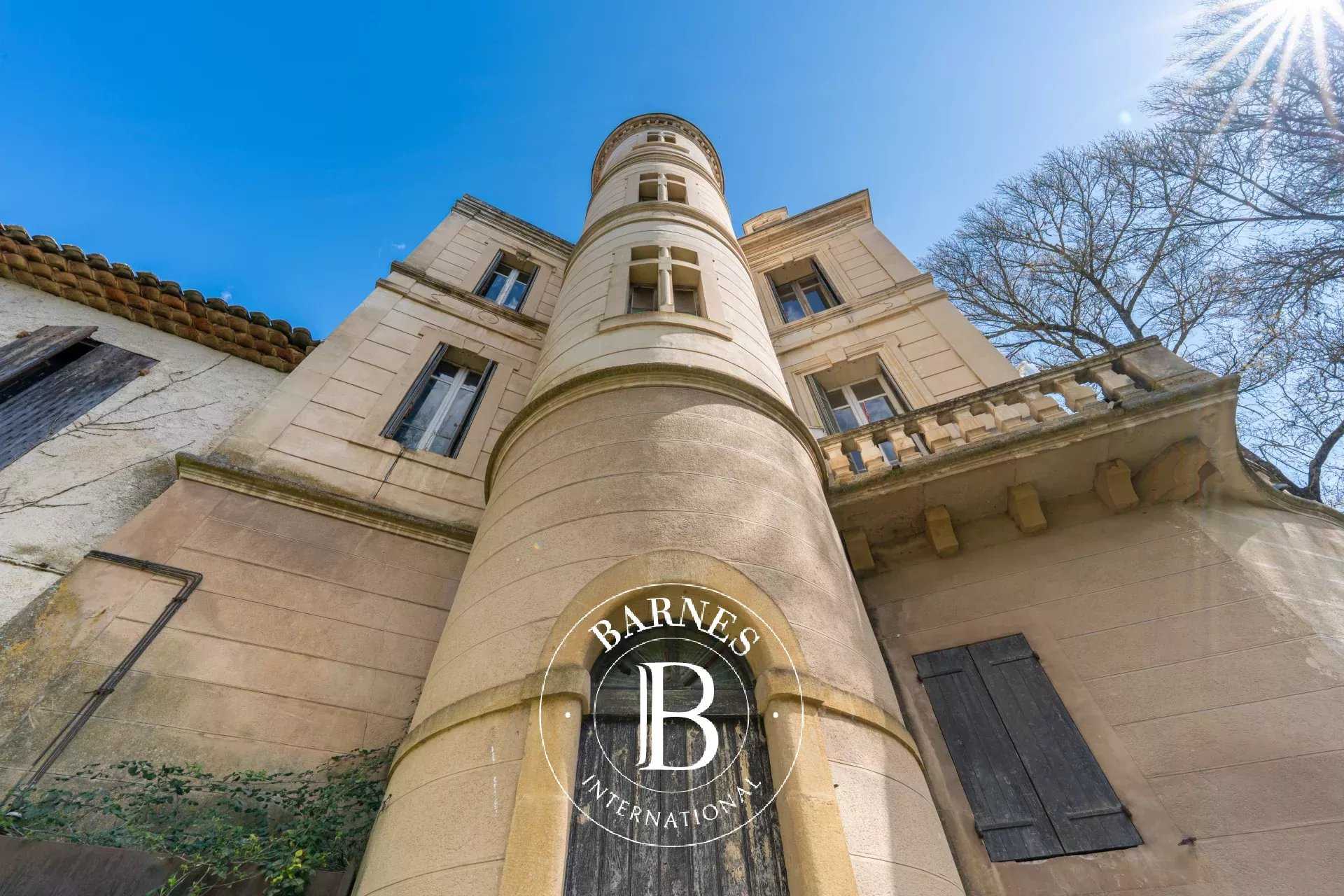 Aix-en-Provence  - Château 13 Pi&egrave;ces 7 Chambres