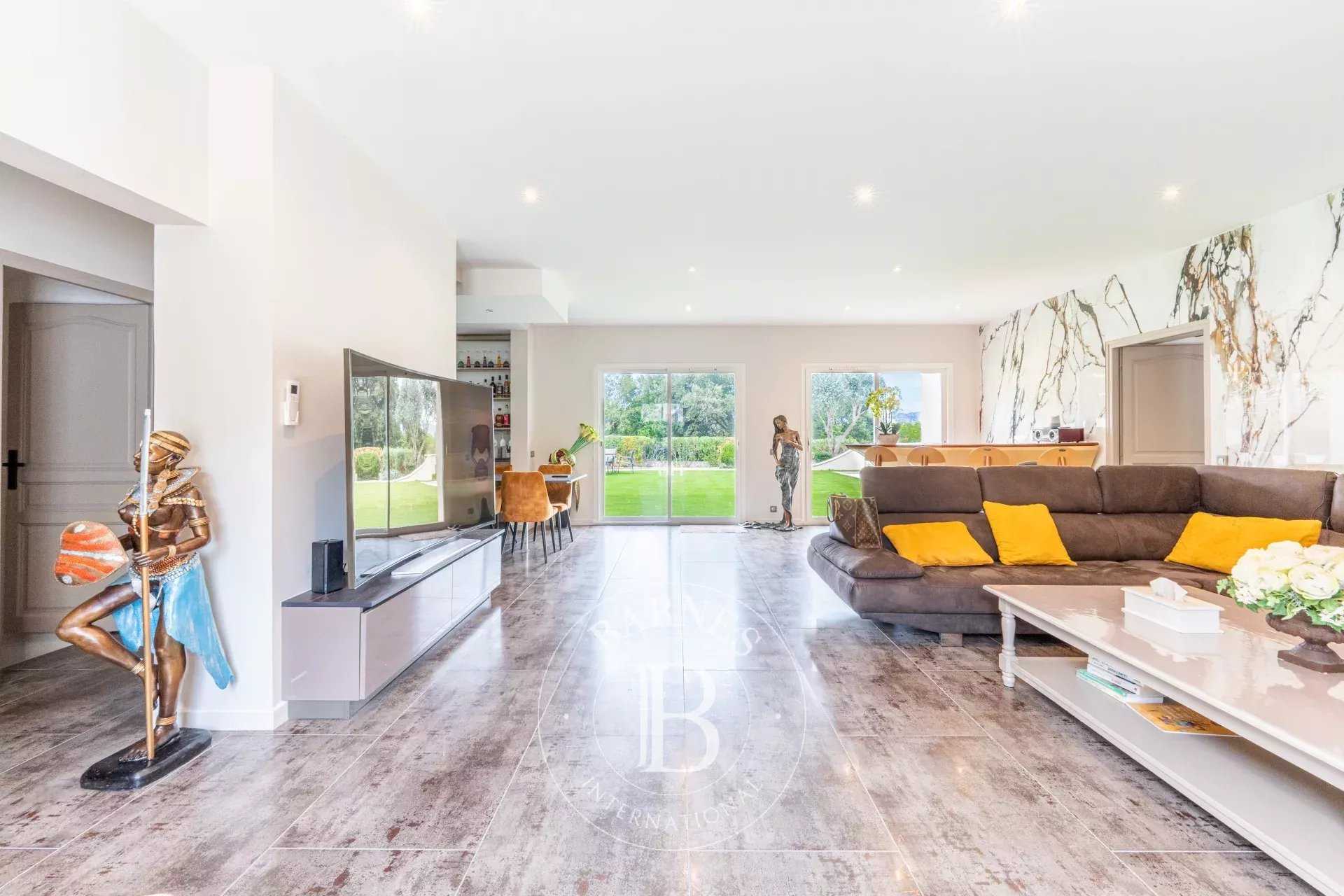 Aix-en-Provence  - Villa 8 Bedrooms