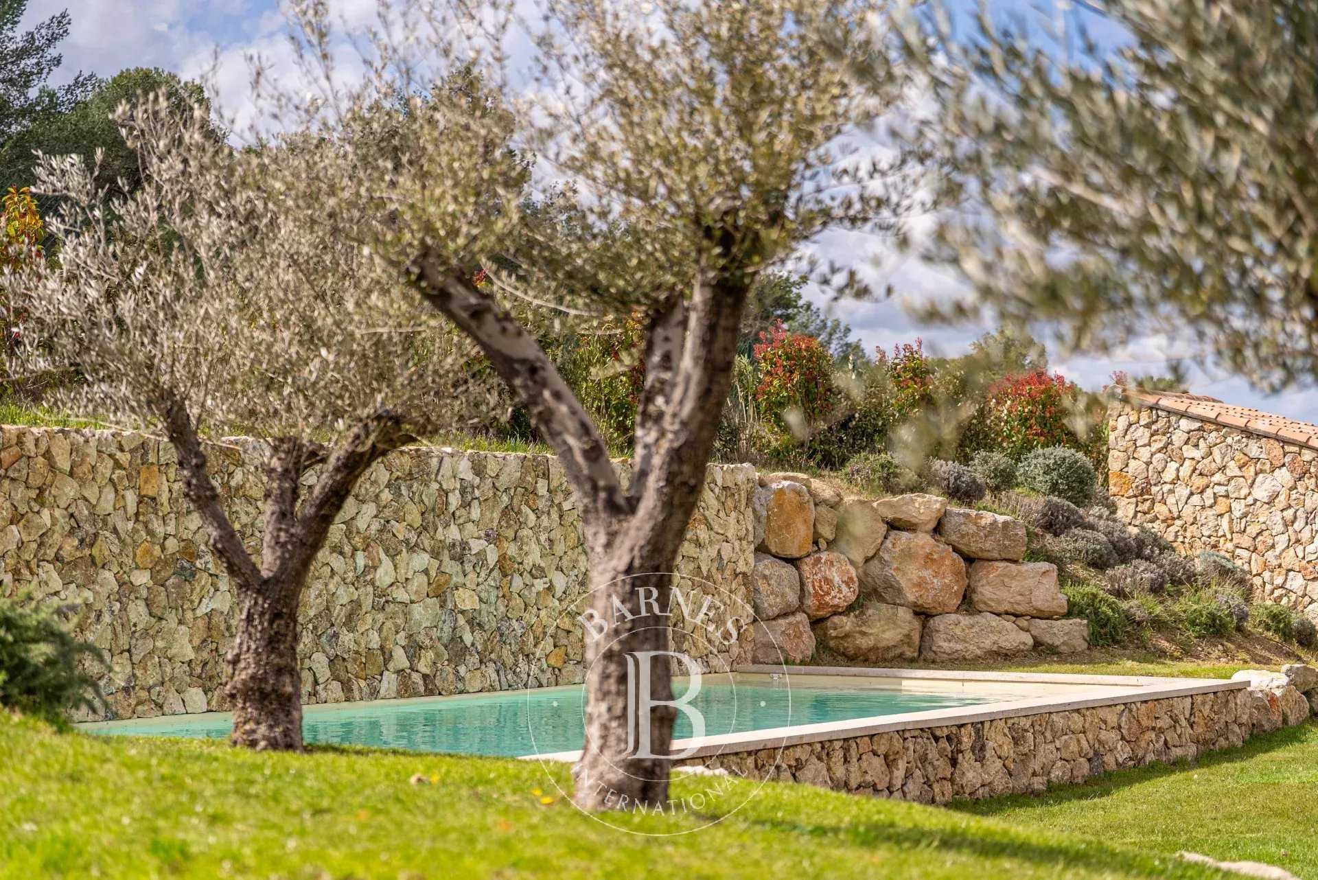 House Aix-en-Provence  -  ref 85698159 (picture 3)