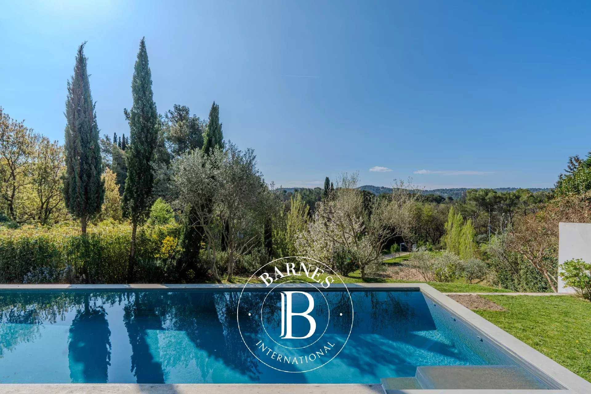 House Aix-en-Provence  -  ref 85717205 (picture 2)