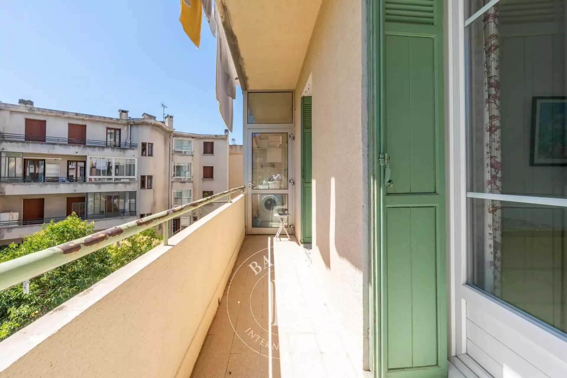 Appartement Aix-en-Provence  -  ref 85018984 (picture 2)