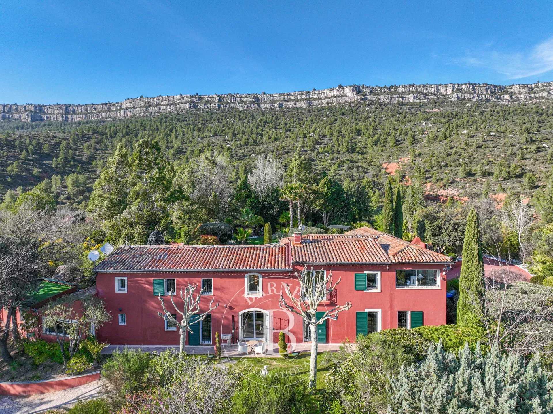 Casa Aix-en-Provence  -  ref 82367235 (picture 1)