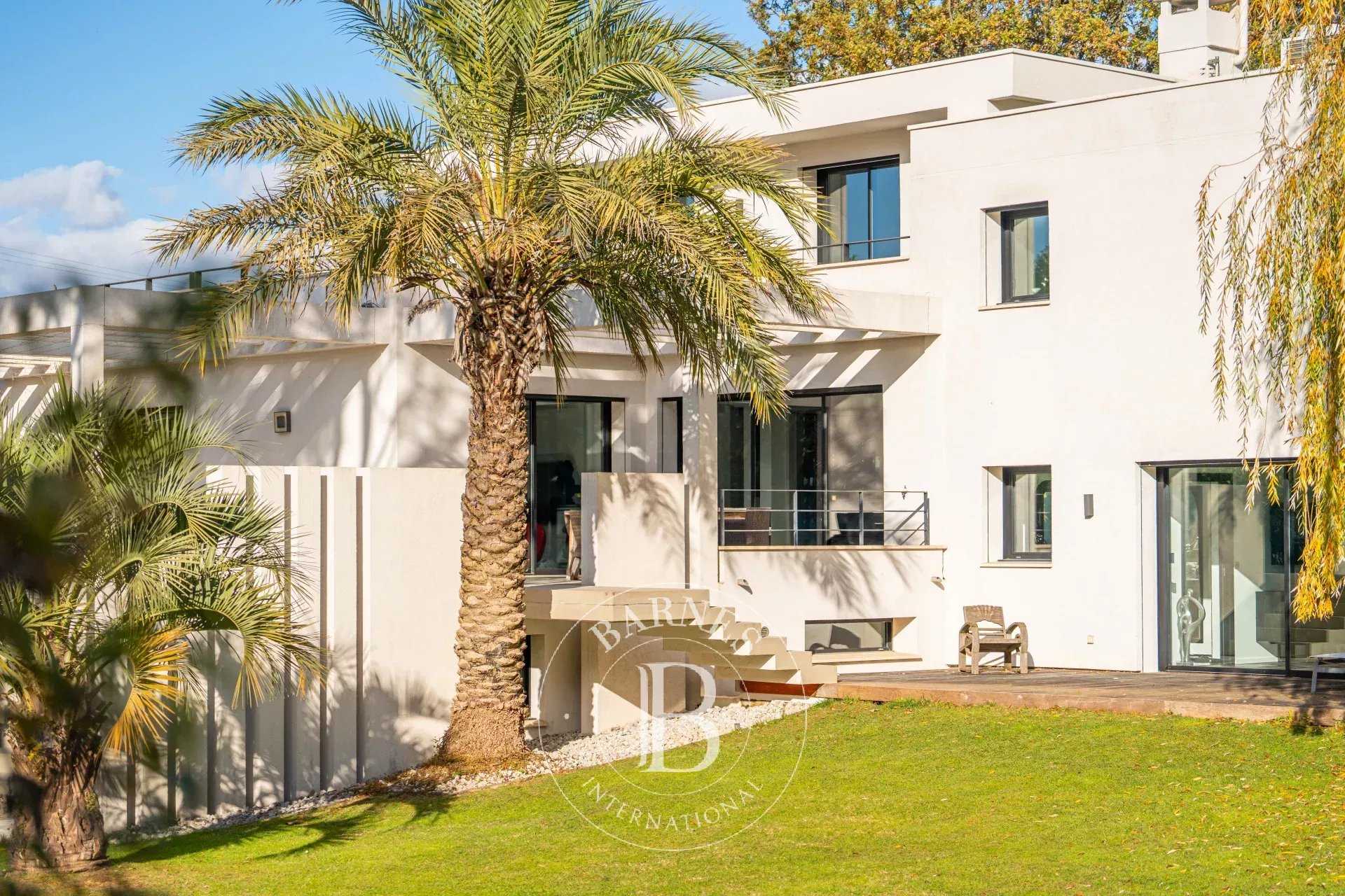 Propriété Aix-en-Provence  -  ref 85324737 (picture 2)
