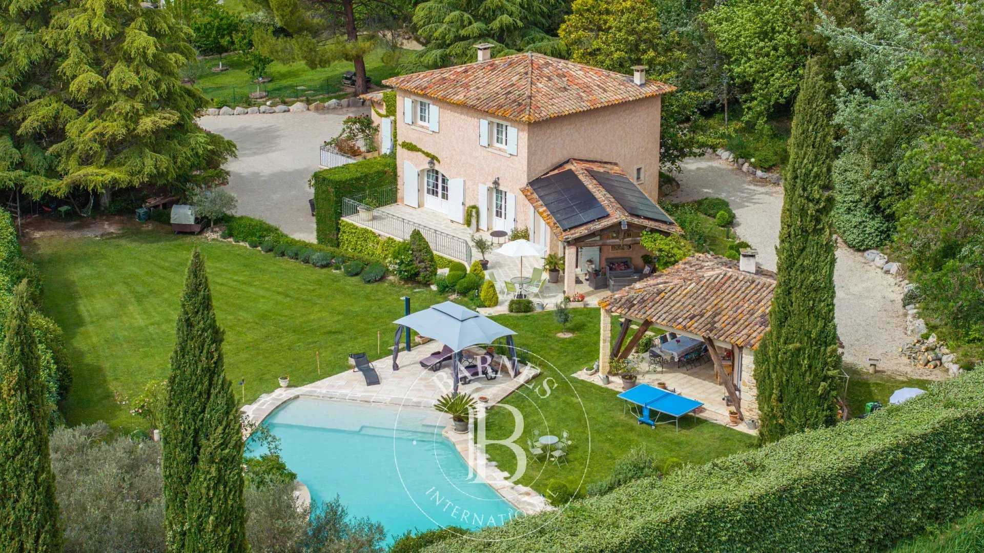 Maison Aix-en-Provence  -  ref 85918916 (picture 1)
