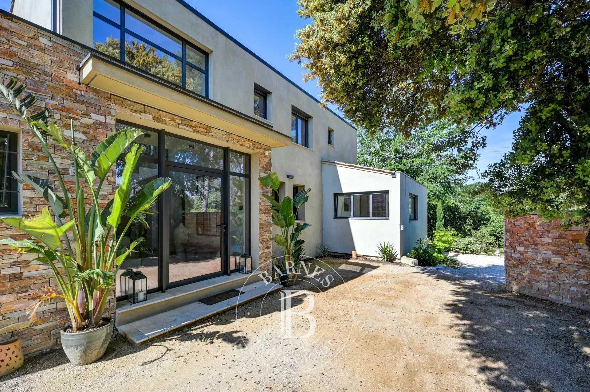 Maison Aix-en-Provence  -  ref 85949921 (picture 2)