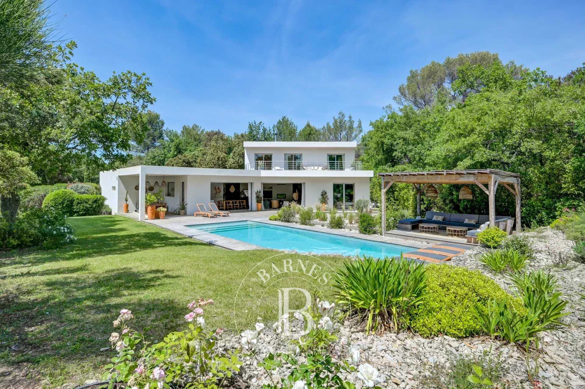 House Aix-en-Provence  -  ref 85158511 (picture 1)