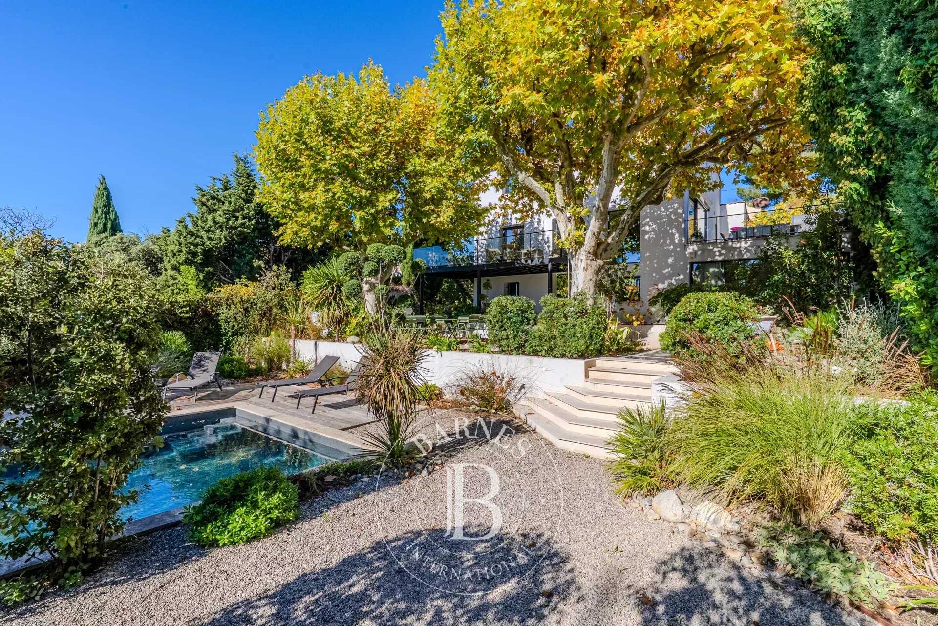 Townhouse Aix-en-Provence  -  ref 86423877 (picture 2)