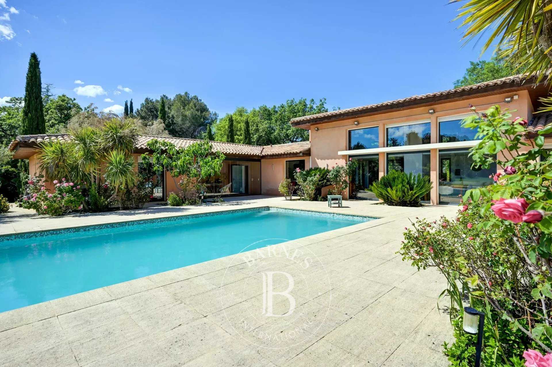 Maison Aix-en-Provence  -  ref 85579882 (picture 1)