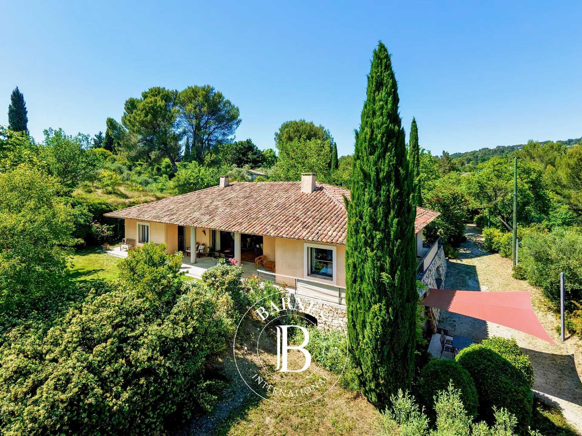 Aix-en-Provence  - House 5 Bedrooms
