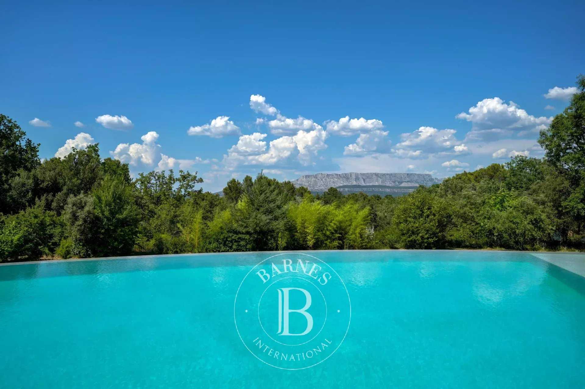 Maison Aix-en-Provence  -  ref 86077246 (picture 1)
