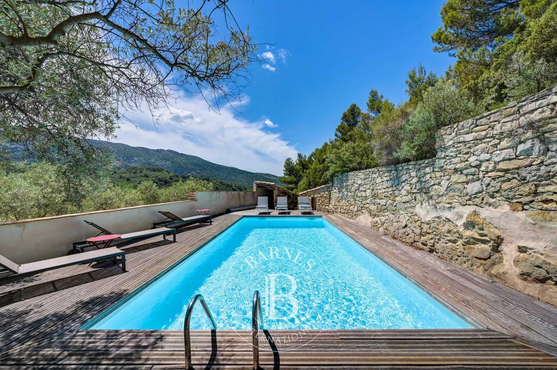 House Aix-en-Provence  -  ref 86120945 (picture 1)