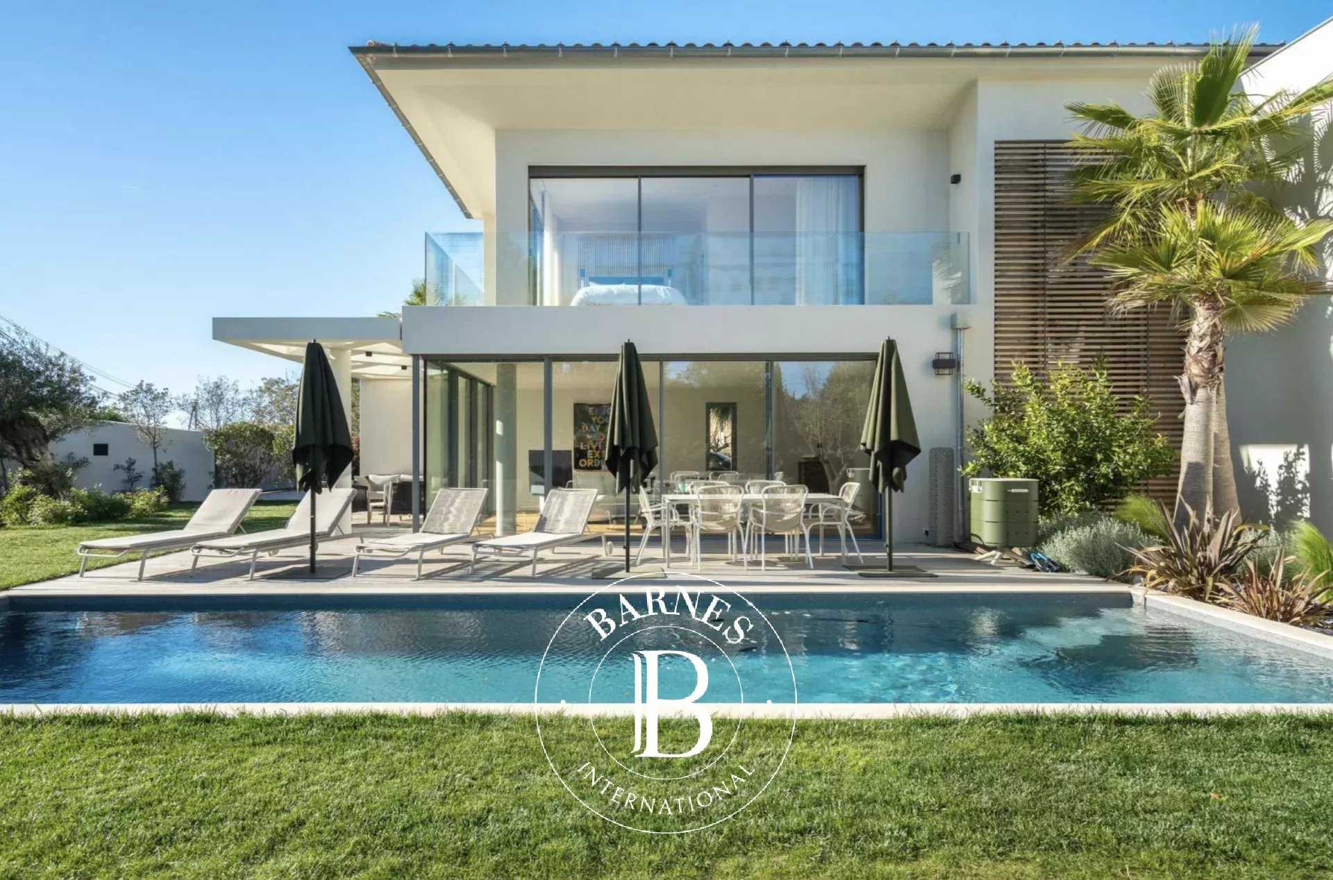 Villa Aix-en-Provence  -  ref 84949257 (picture 2)