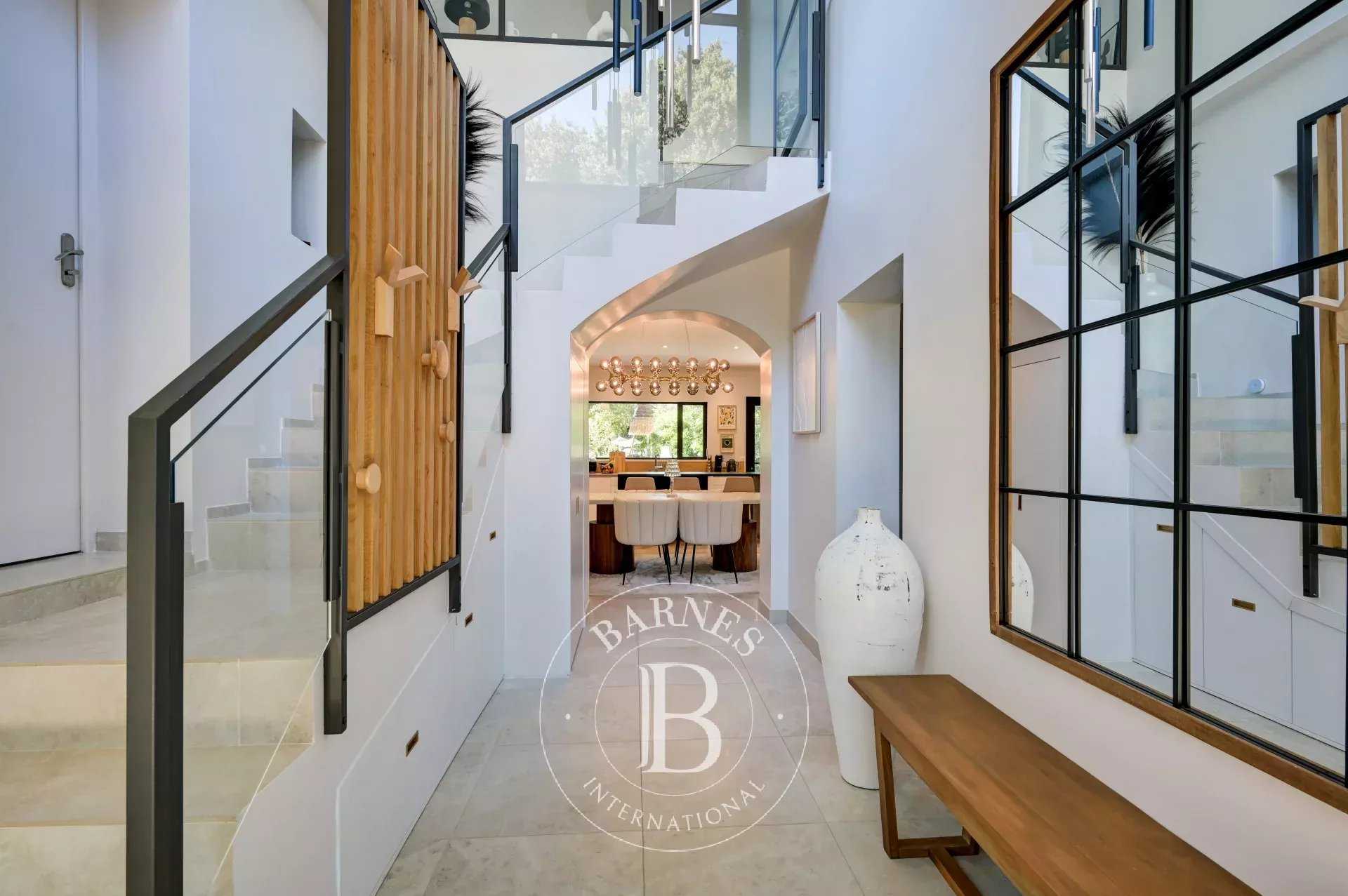 Maison Aix-en-Provence  -  ref 85949921 (picture 1)