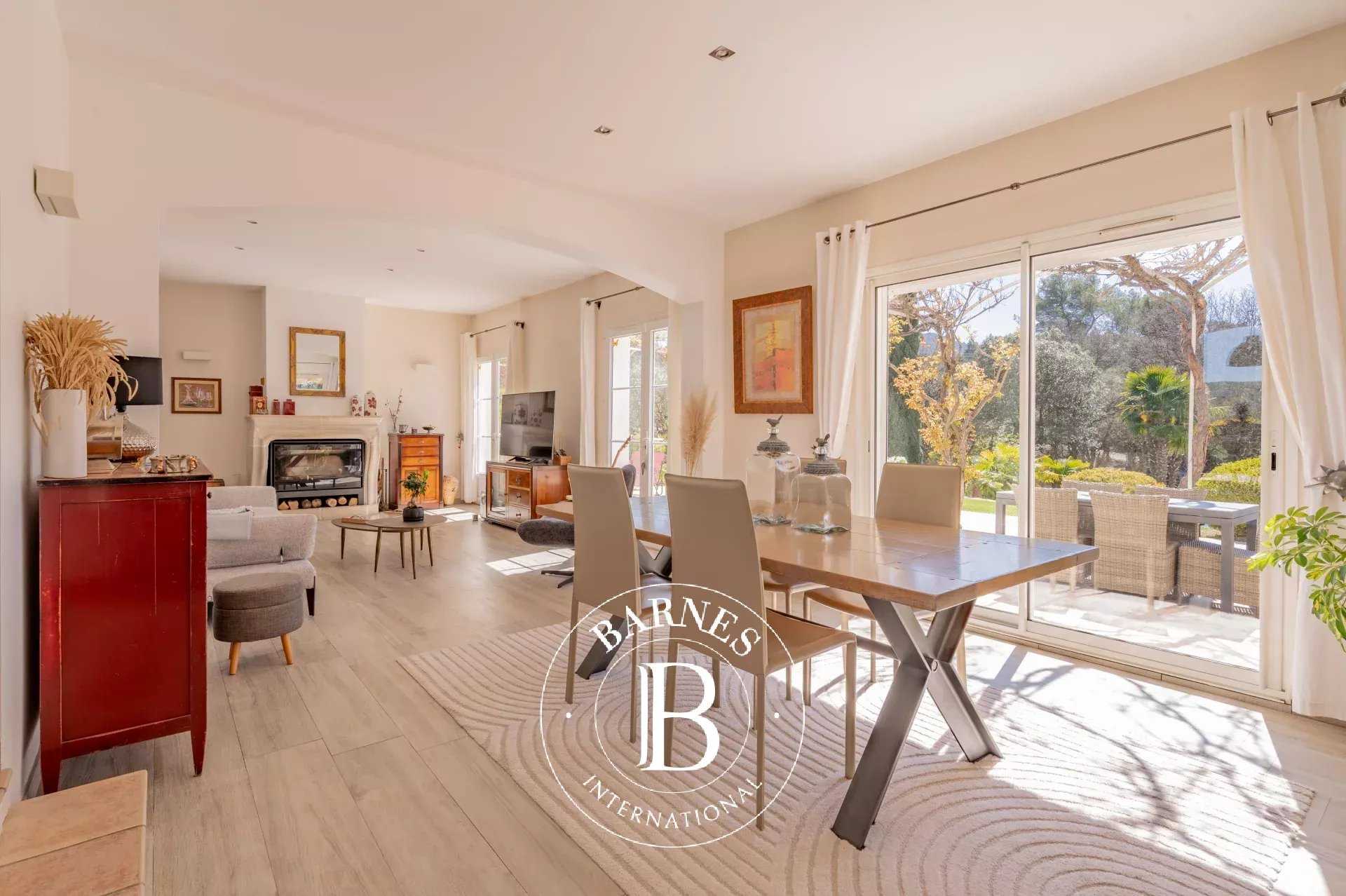 Maison Jouques  -  ref 86874219 (picture 3)