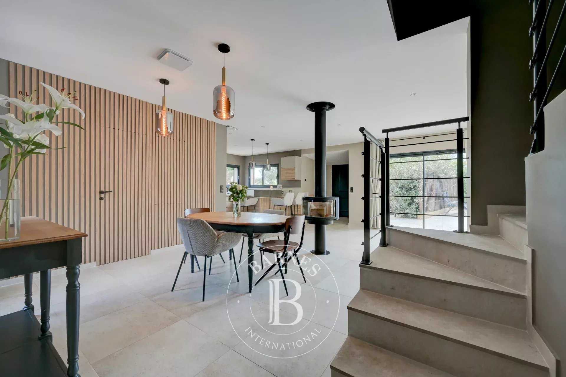 House Aix-en-Provence  -  ref 85599515 (picture 1)