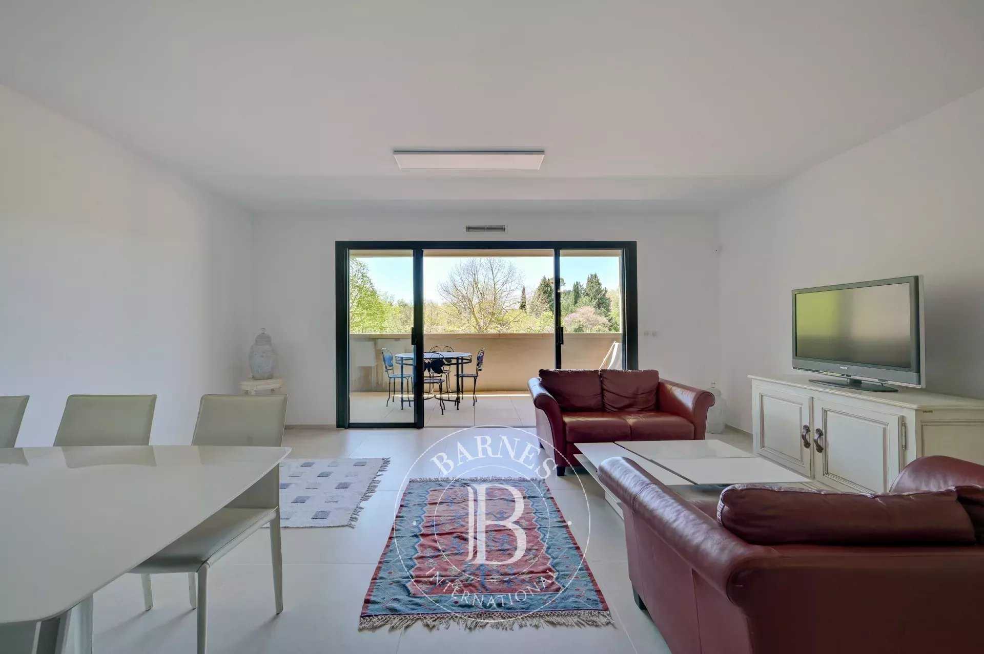Appartement Aix-en-Provence  -  ref 85646095 (picture 1)