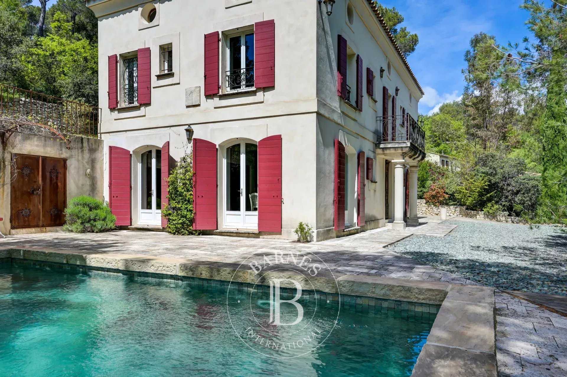 House Aix-en-Provence  -  ref 85158900 (picture 1)