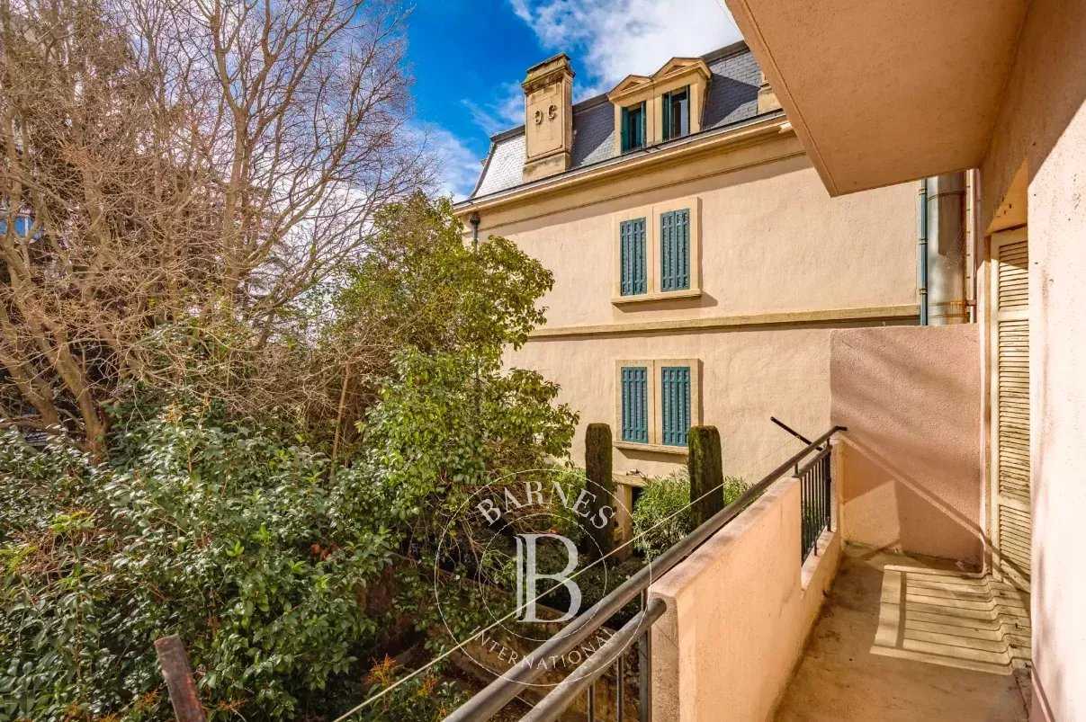 Appartement Aix-en-Provence  -  ref 85937399 (picture 1)