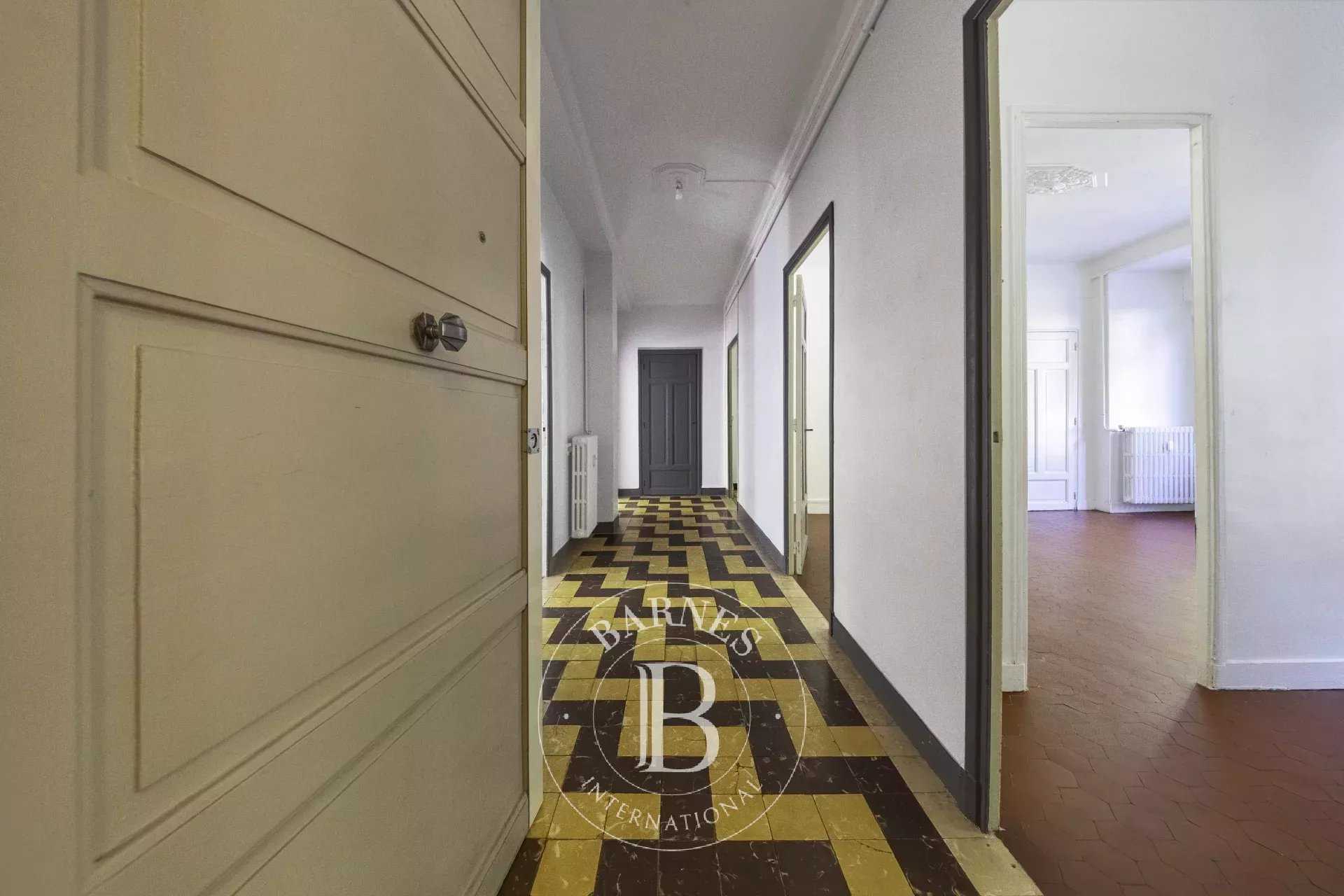 Apartment Aix-en-Provence  -  ref 85937399 (picture 3)