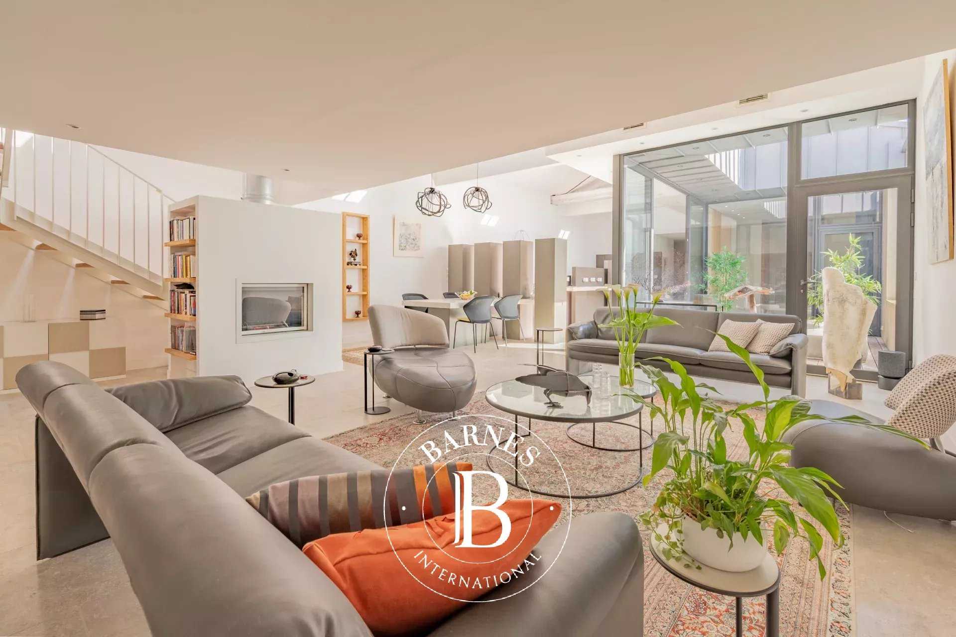 Apartment Aix-en-Provence  -  ref 5215008 (picture 1)