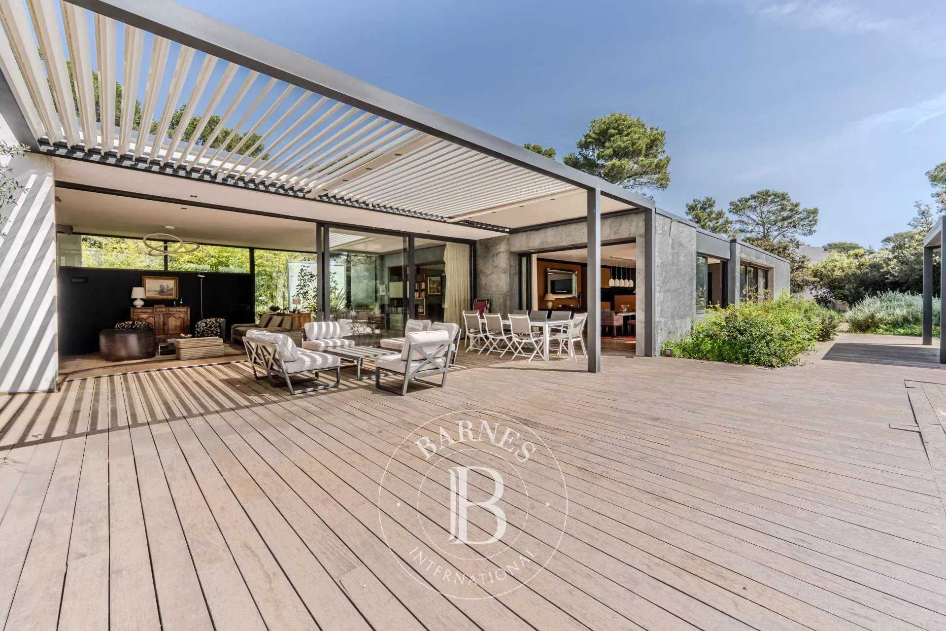 House Aix-en-Provence  -  ref 85885833 (picture 1)